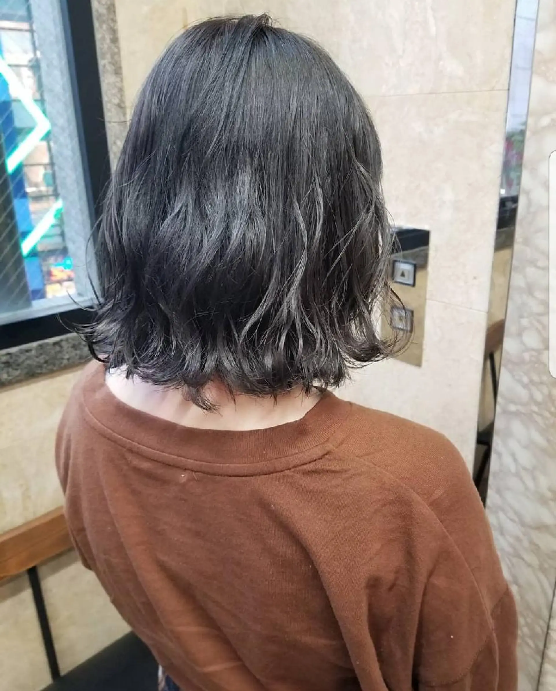 ミディアム カラー パーマ ヘアアレンジ ネイル キッズ メンズ マツエク・マツパ 透明感カラー グレージュ シルバー シルバーグレージュ シルバー カット トリートメント 🌸グレージュ/ ベージュ🌸yutaのヘアスタイル