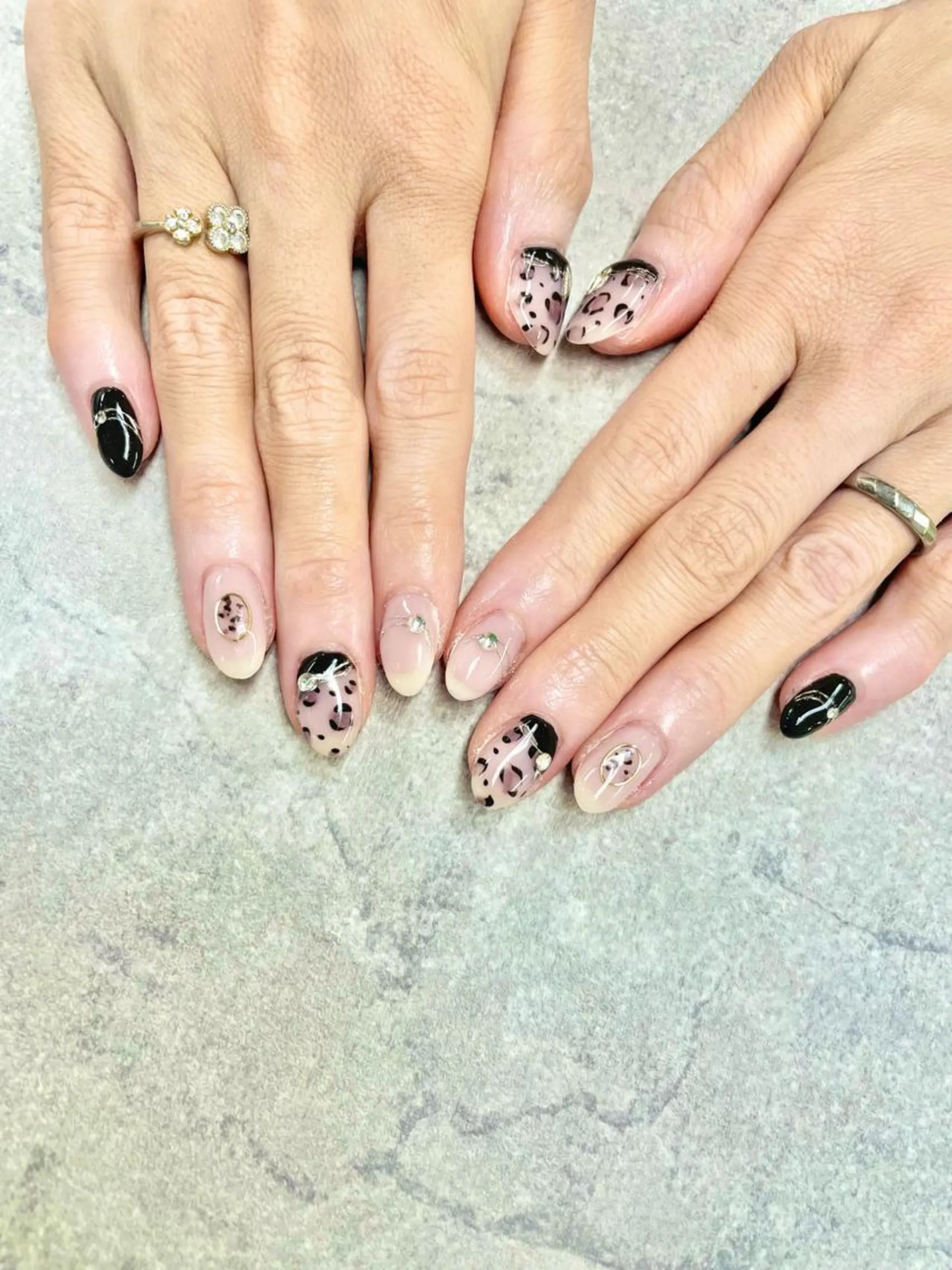 ネイル アートネイル フレンチネイル ジェルネイル ガラスフレンチ グラデーション ハンドネイル ハンドケア FASTNAIL PLUS 新宿店のネイルデザイン