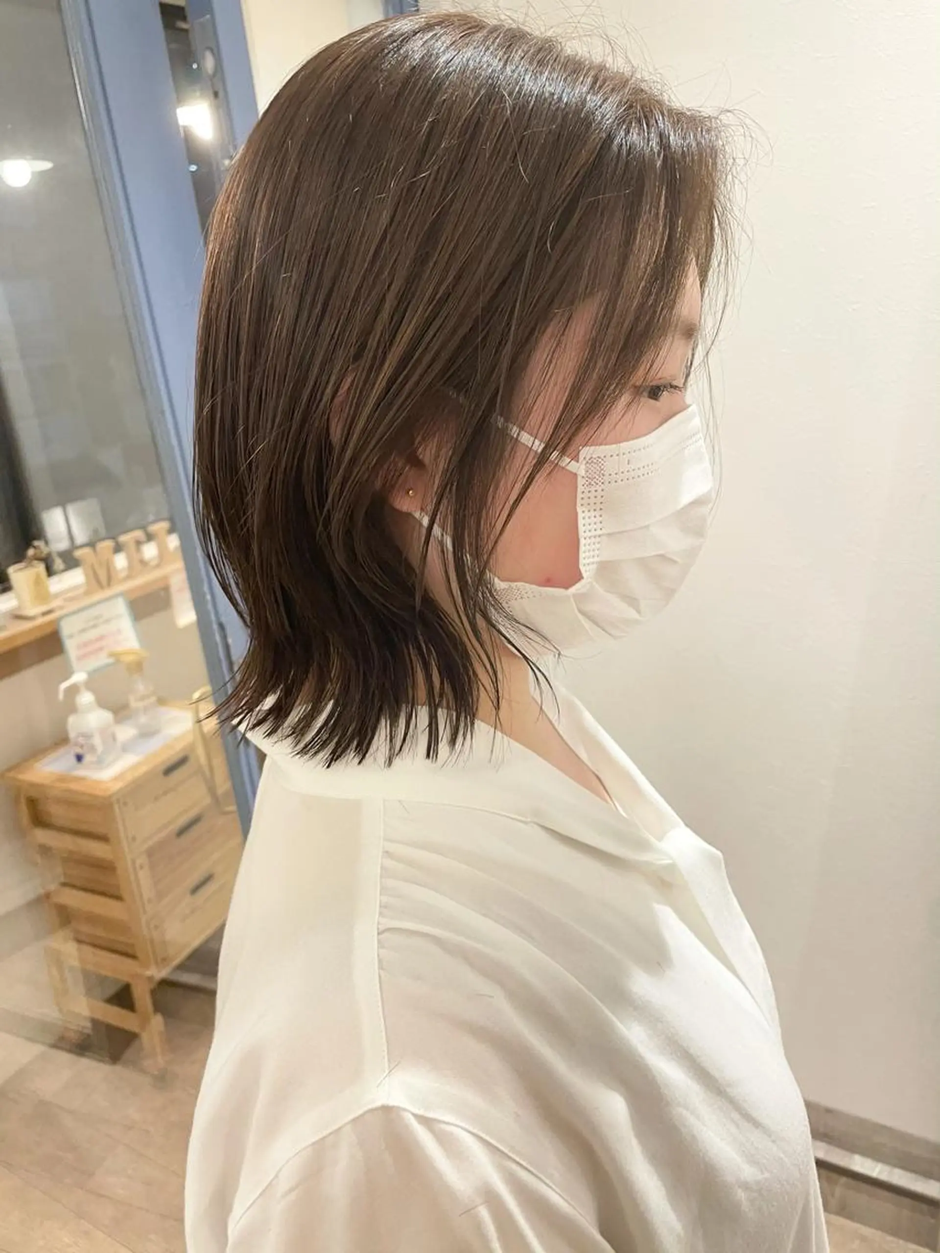 ミディアム カラー 🩰オリーブ/ ベージュ松本咲花🩰のヘアスタイル