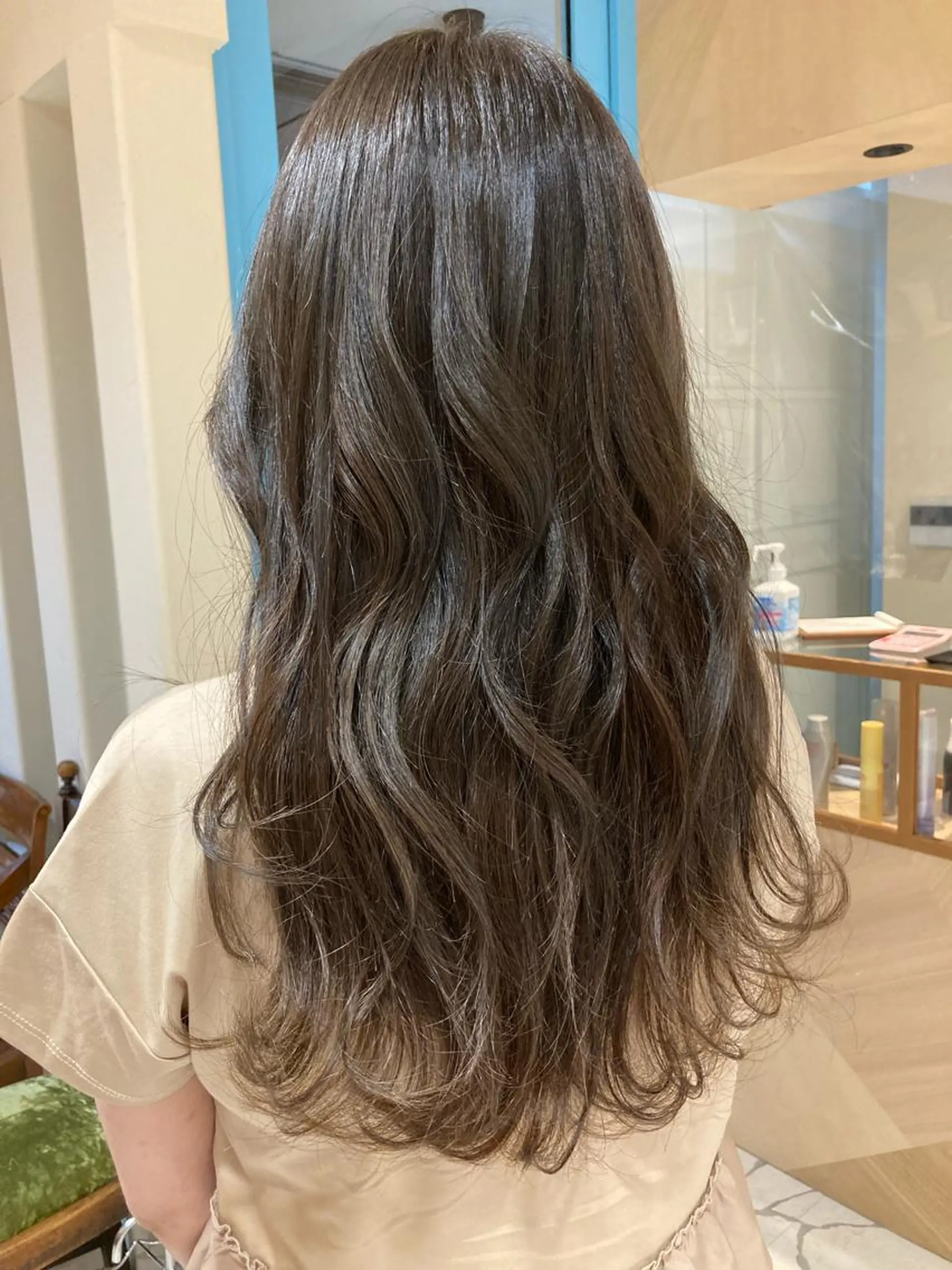 ロング 大岩 茉愉のヘアスタイル