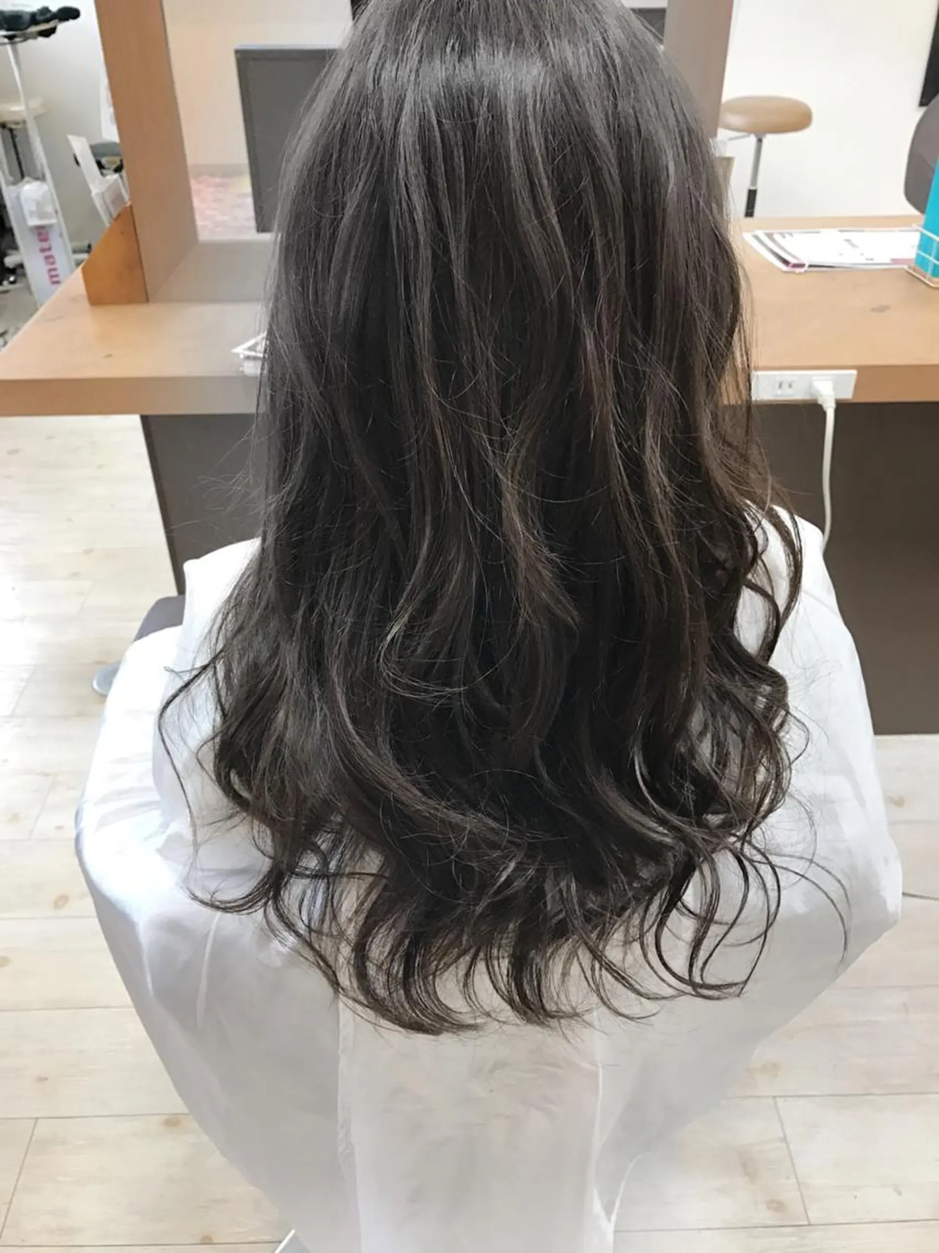 ロング カラー ヘアカラー トリートメント 濱川 佳奈のヘアスタイル