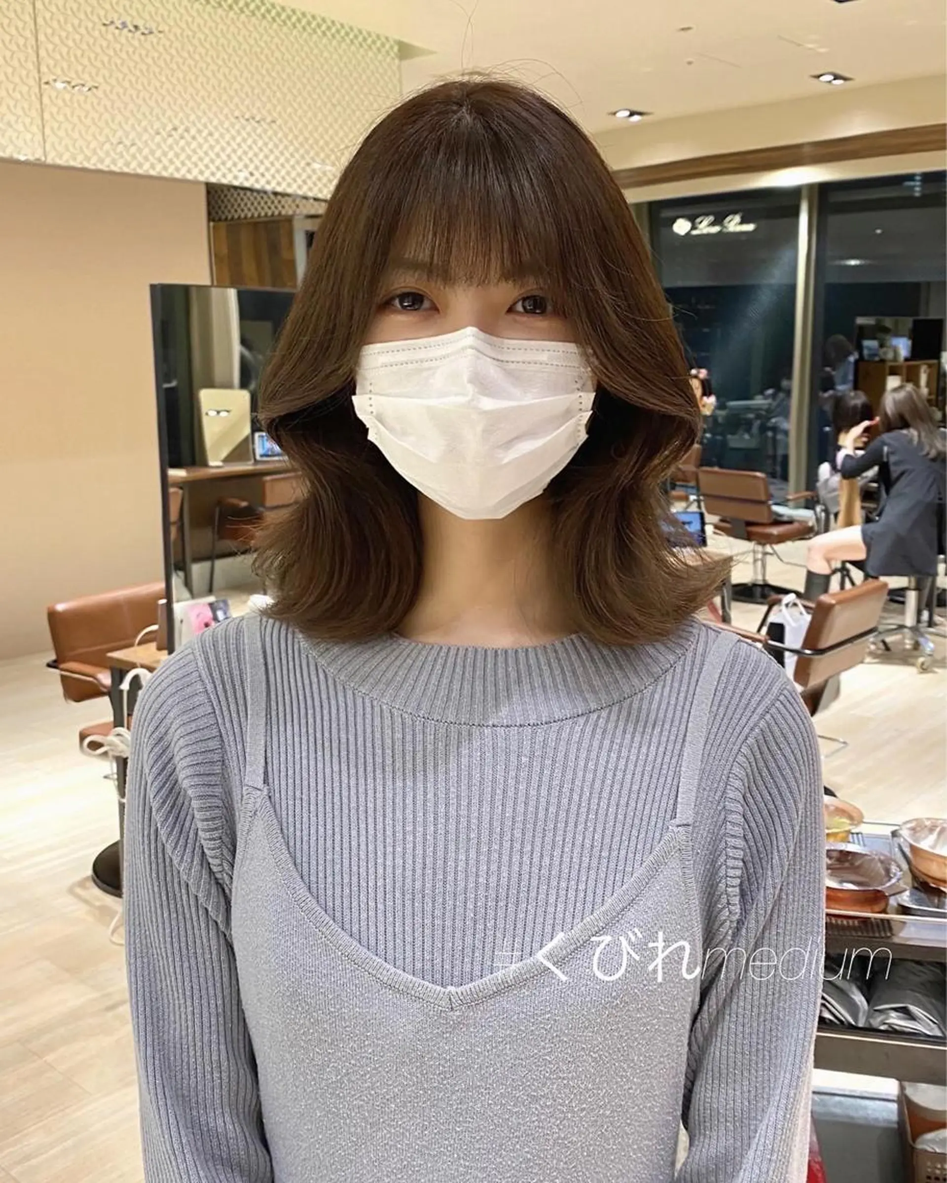 ミディアム カラー レイヤー/顔周り /透明感🩶高橋大のヘアスタイル