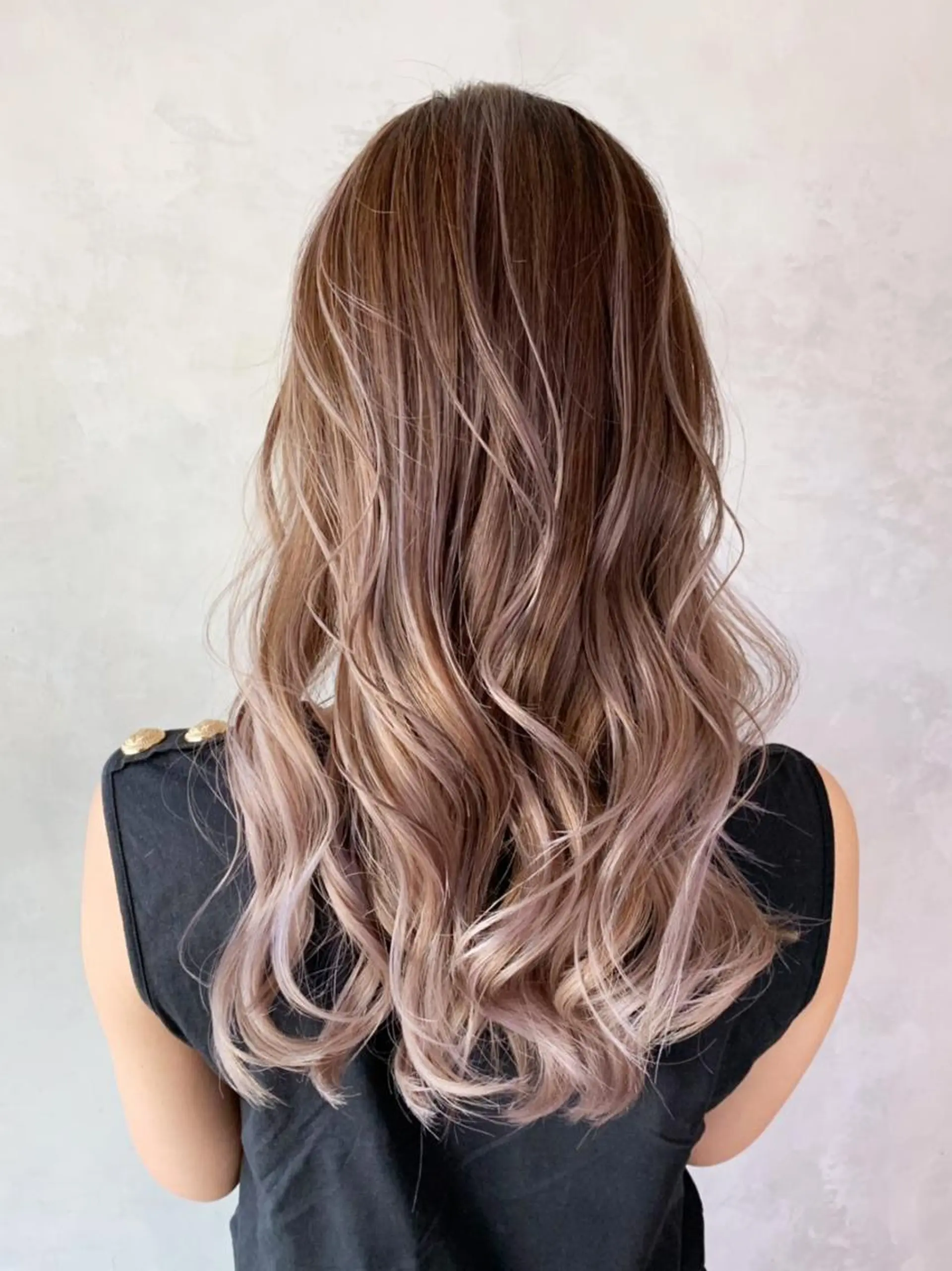 ロング カラー パーマ ヘアアレンジ ベージュカラー ロング ITbyALBUM 中野店のヘアスタイル