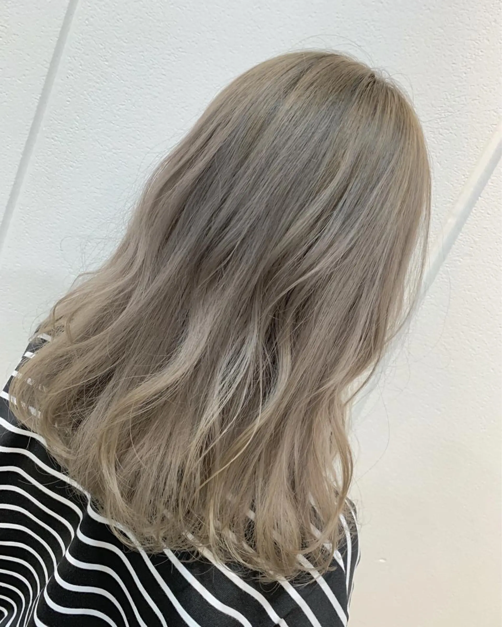 セミロング Lolonois梅田 /Okazaki:)のヘアスタイル