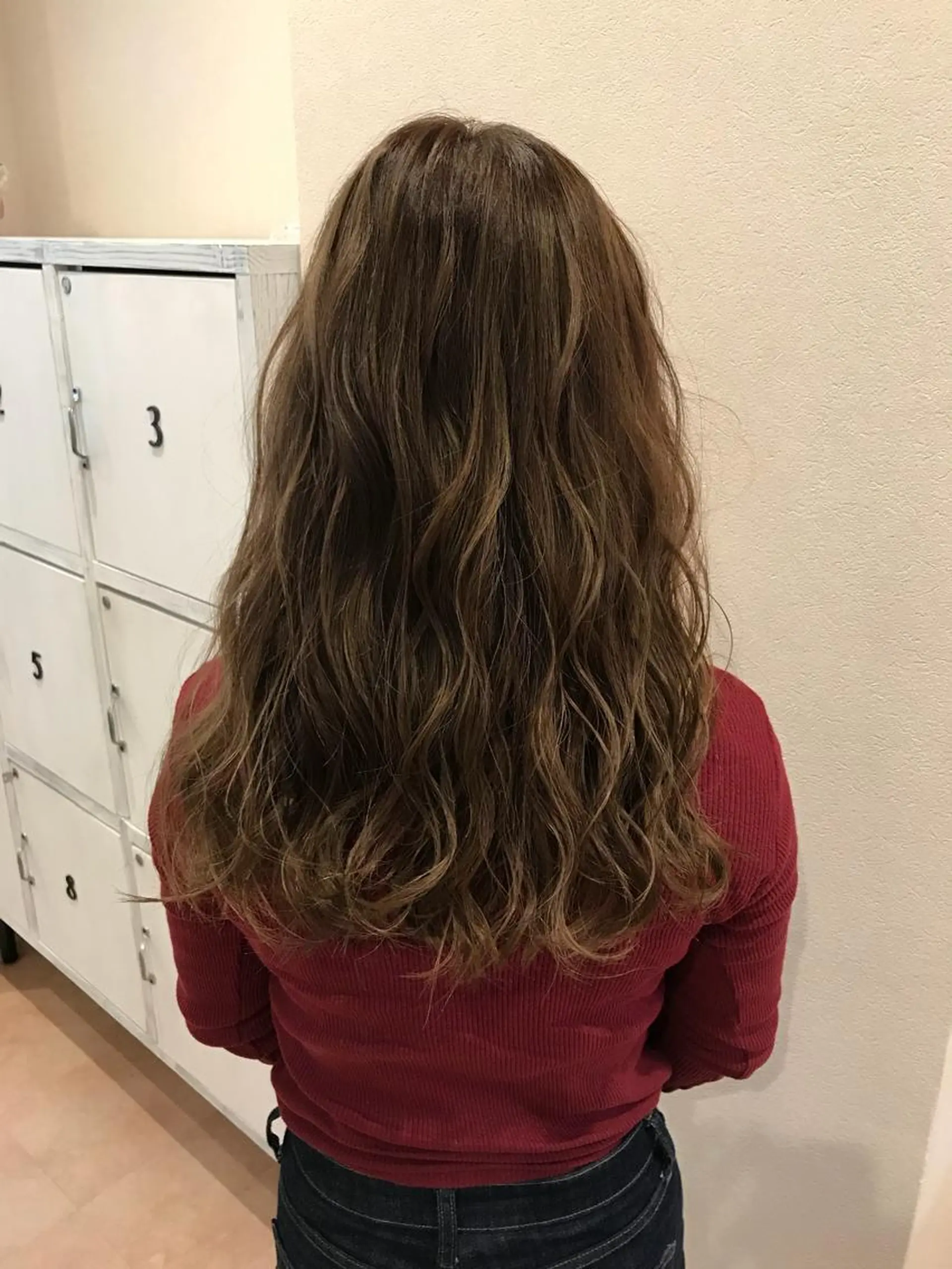 ロング カラー ハイライトカラー ハイライト GRANLUSSO 岡山駅前 ビックカメラ5階所属・岡本 智次のヘアスタイル