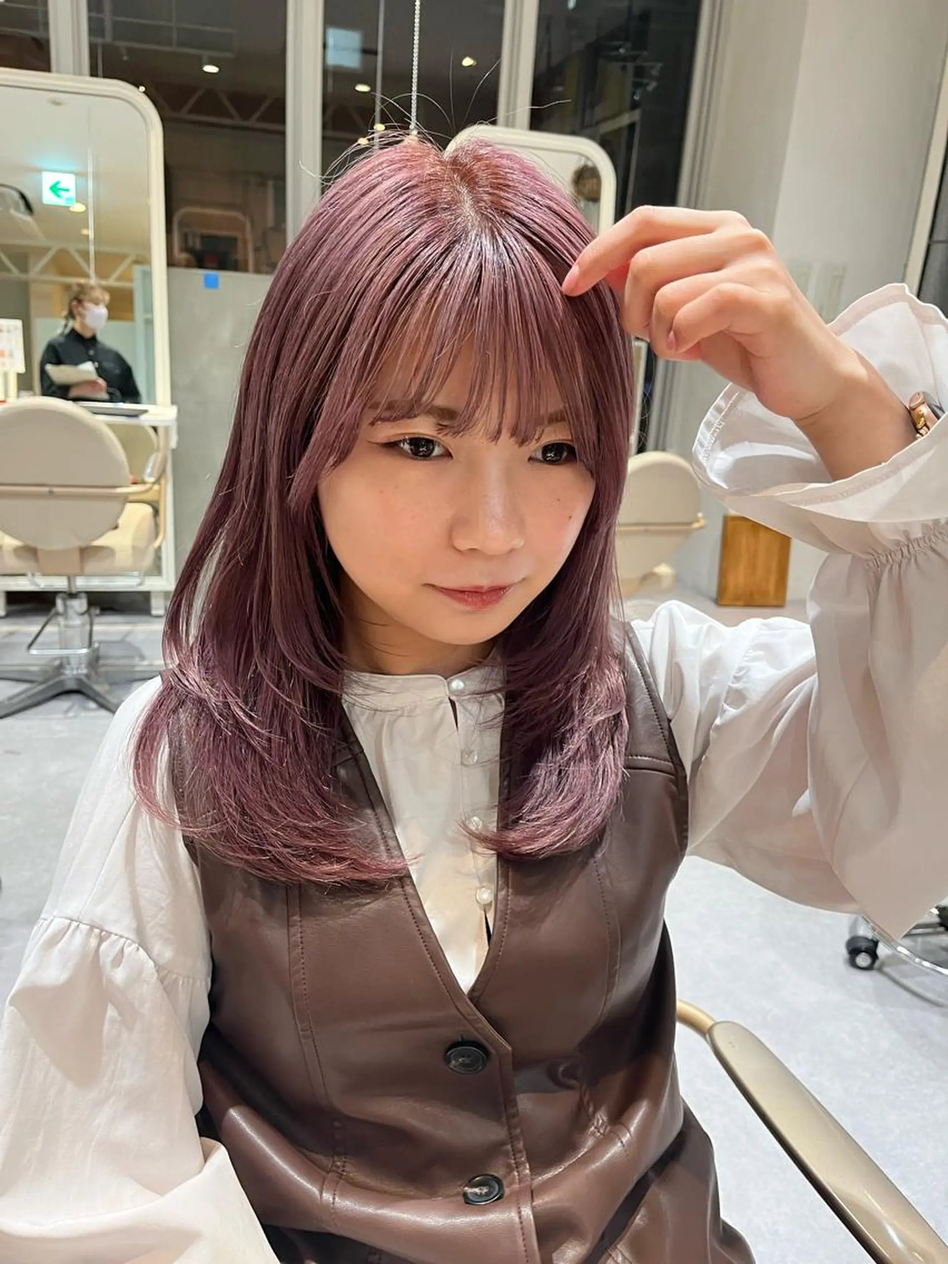 ミディアム 飯田 愛結のヘアスタイル