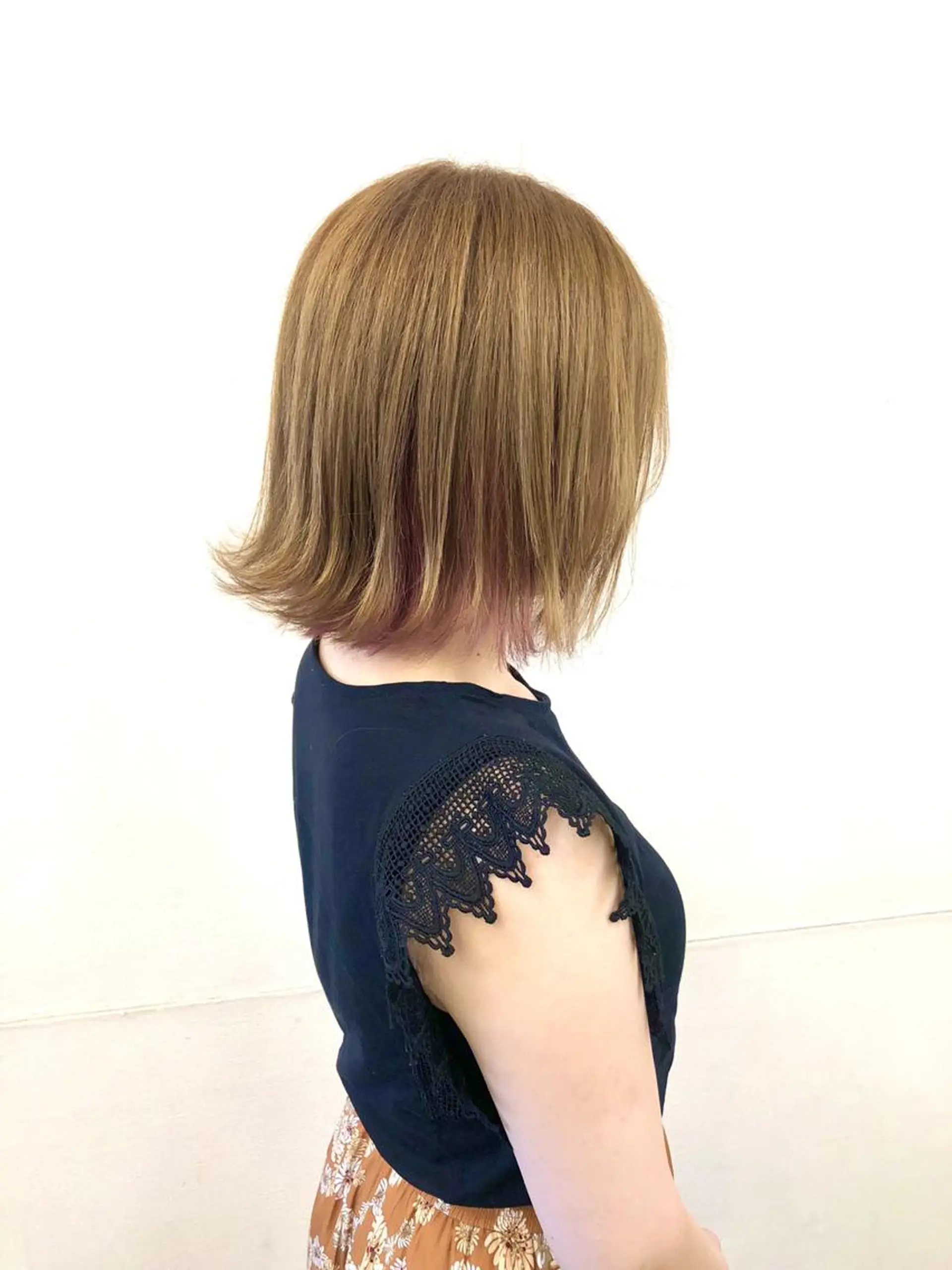 ミディアム カラー ボブ 外ハネヘア カット ヘアカラー トリートメント IN∞hair/ インヘアー/下伊福店のヘアスタイル