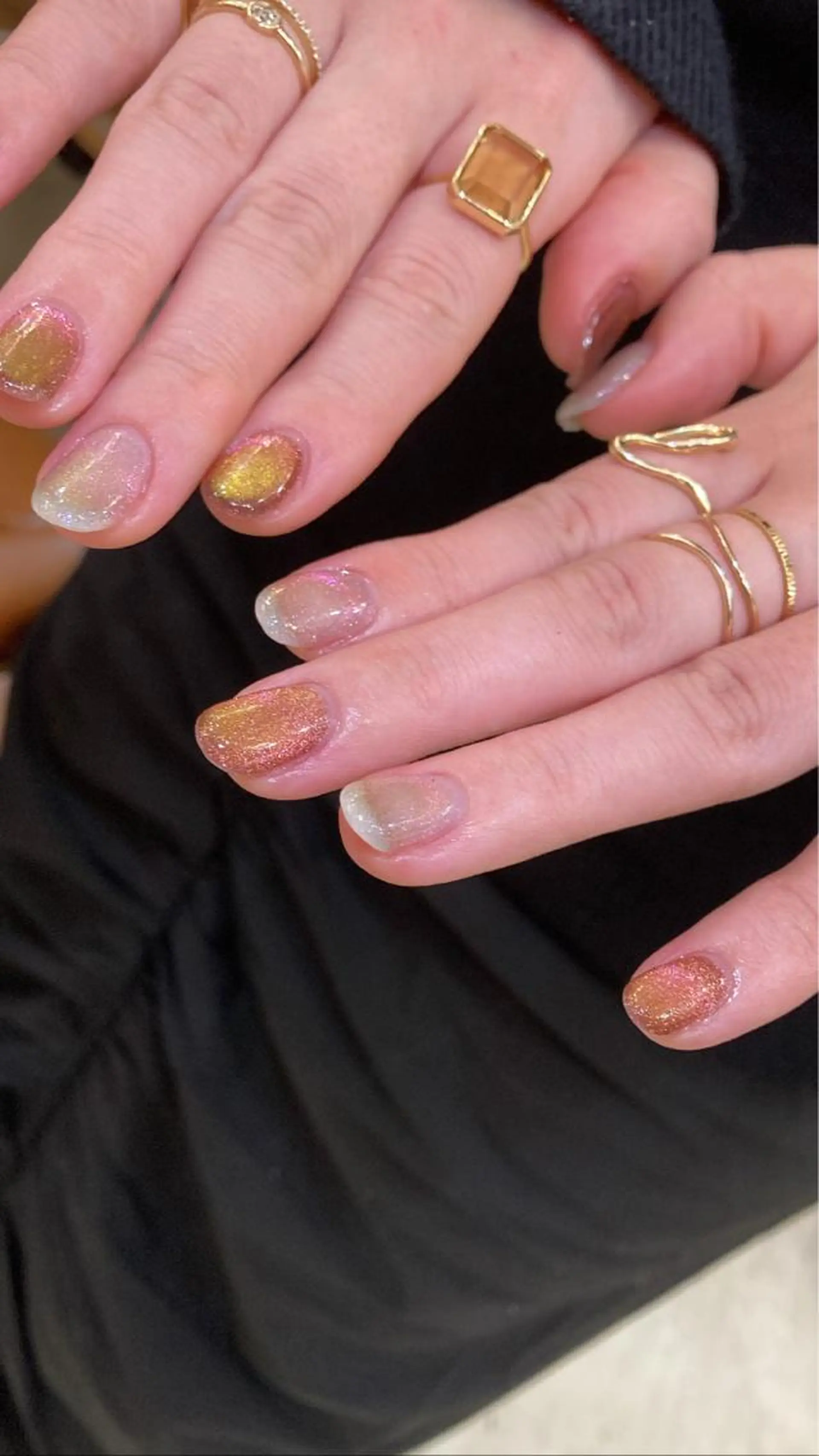 ネイル nailsalon hue所属・小山 羽奈のネイルデザイン