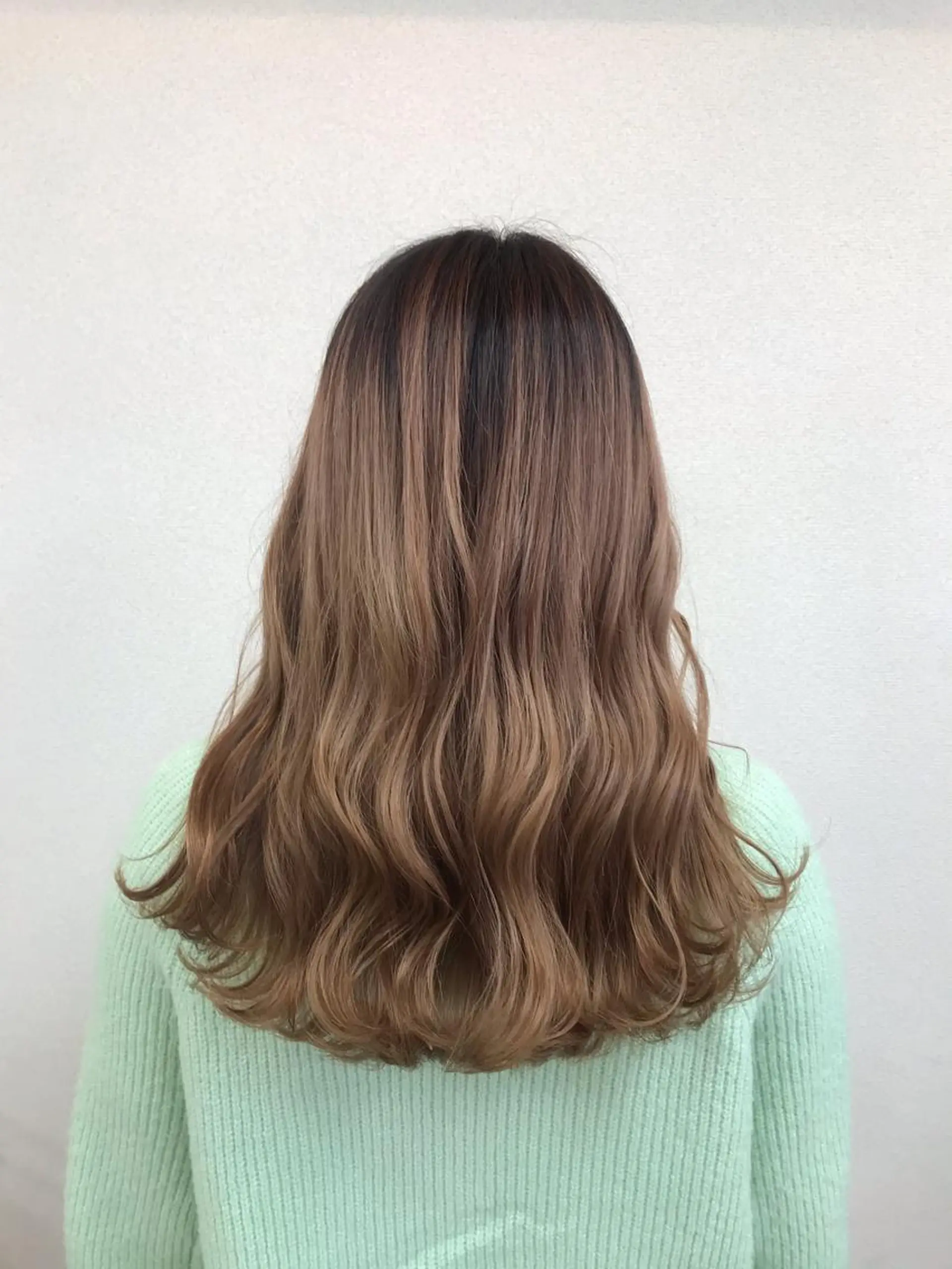 セミロング 松本平太郎美容室大宮店所属・もりたみかこ 美容師お休み中のヘアスタイル