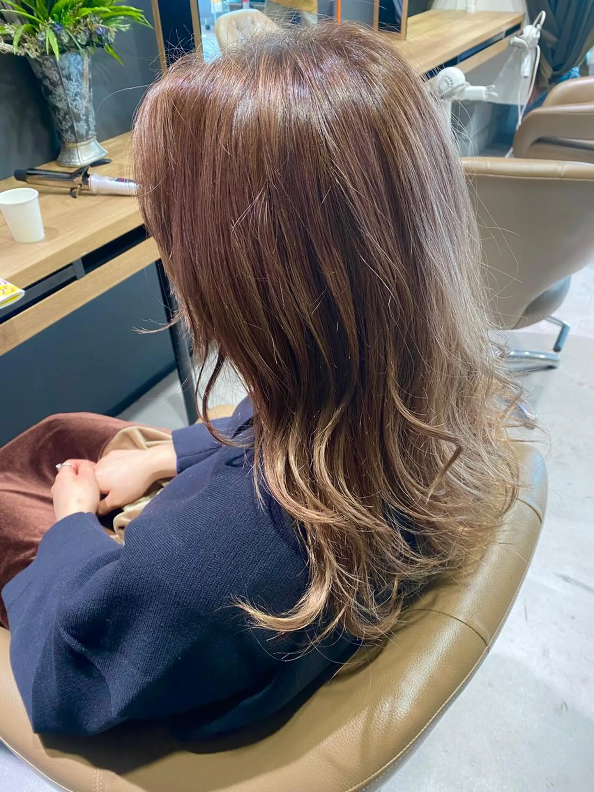 ロング カラー ハイライトカラー ハイライト unpeuhair二条店所属・長岡 美紀のその他イメージ