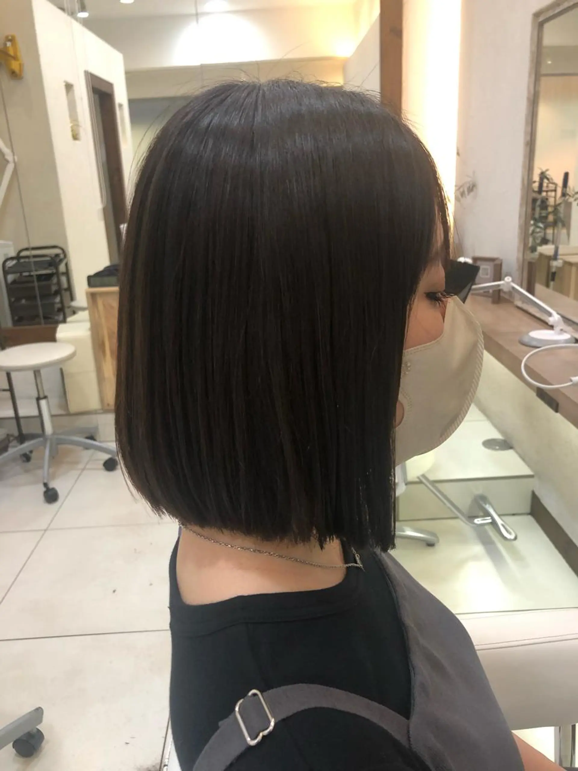 ショート カラー 艶質改善/縮毛矯正 ササキナツミのヘアスタイル