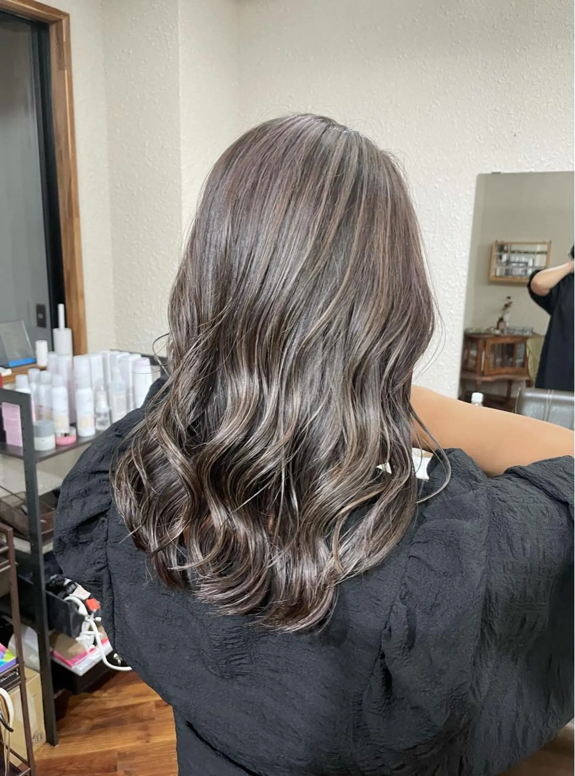 セミロング waku 豊橋藤沢店所属・waku 豊橋藤沢店のヘアスタイル