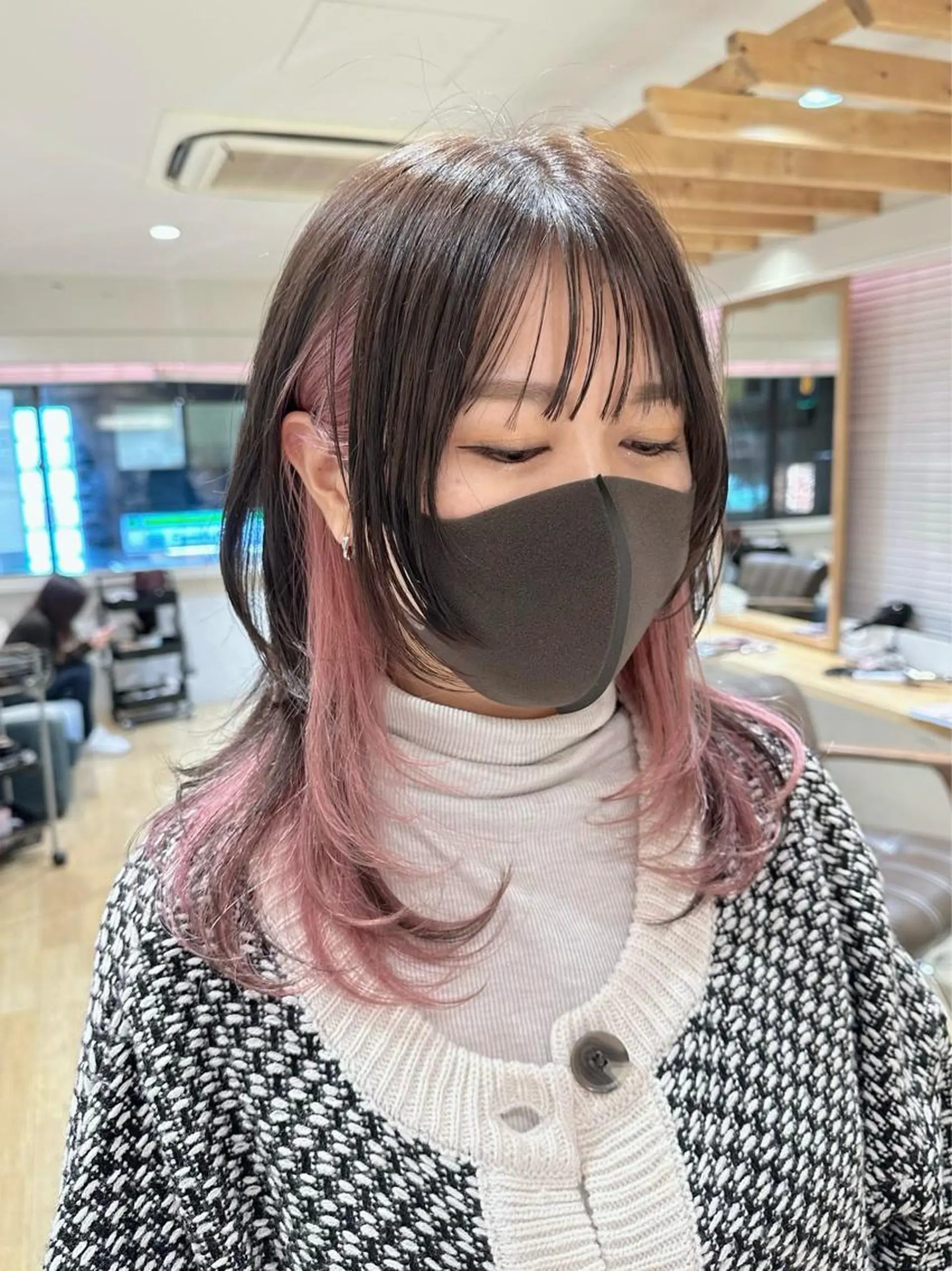 セミロング カット ヘアカラー 新宿 木下拓哉のヘアスタイル