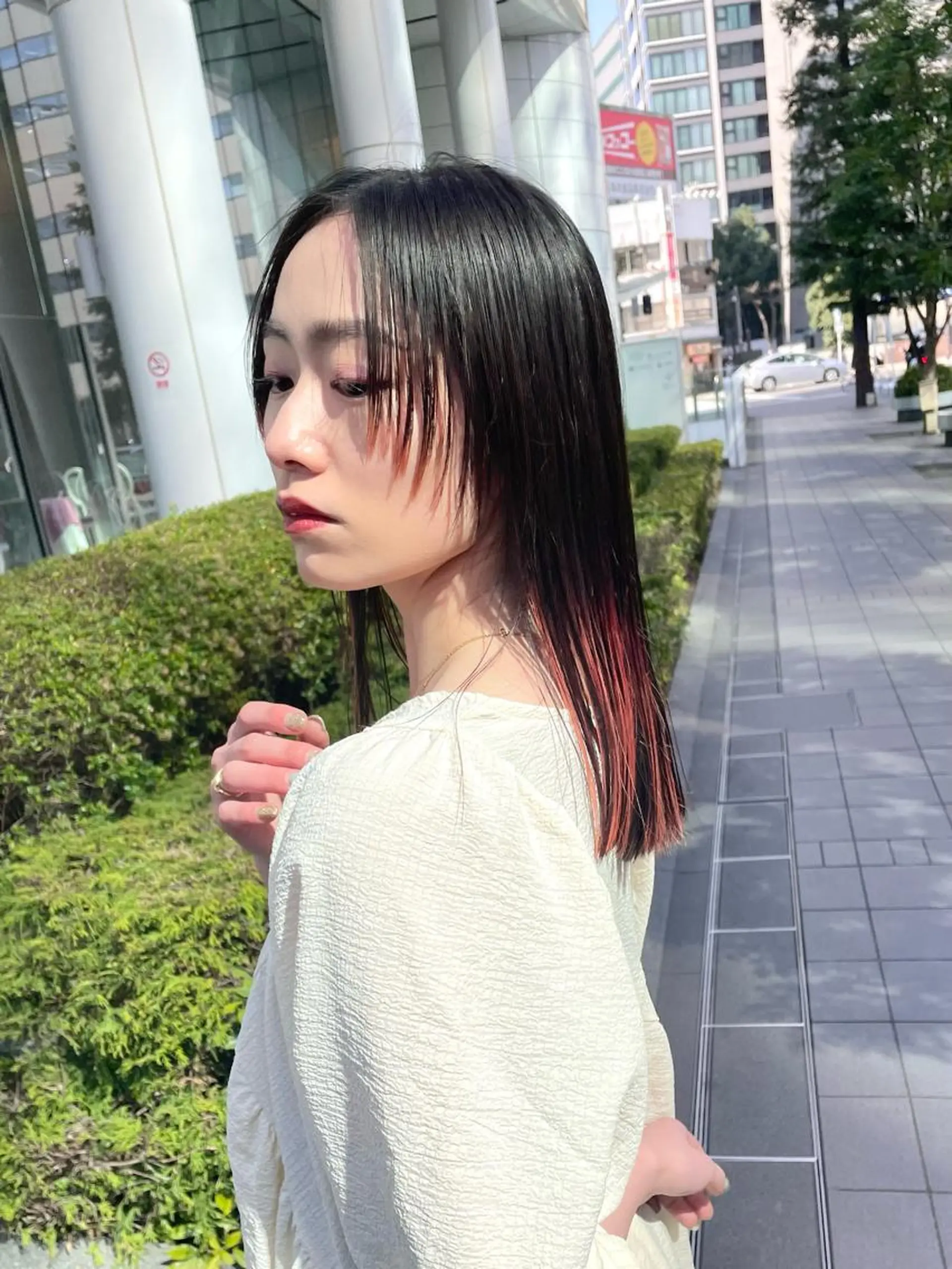 セミロング カラー パーマ ヘアアレンジ メンズ キッズ ネイル マツエク・マツパ アイブロウ メンズハイライト ハイライトカラー ハイライト カット ヘアカラー トリートメント tatsumi/ボブ ウルフ/レイヤーのヘアスタイル