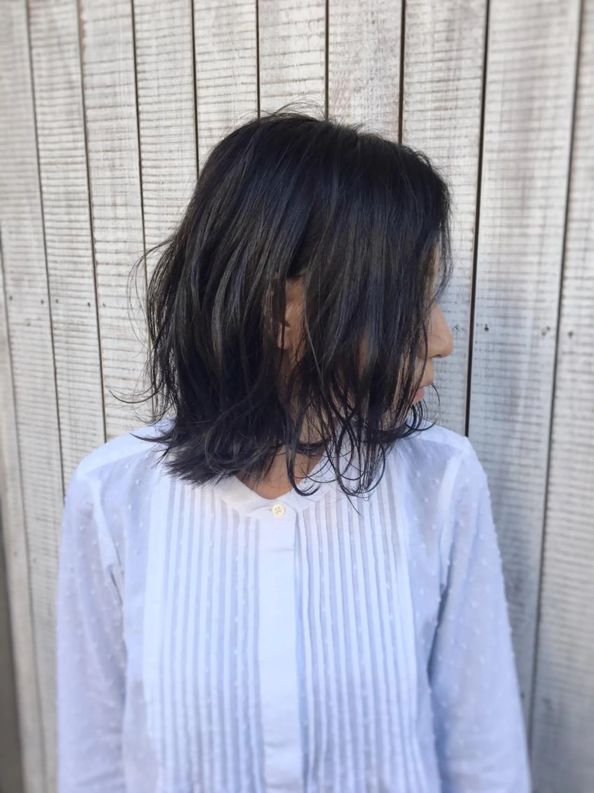 ショート カラー 透明感カラー グレージュ ケアブリーチ 坪井佑樹のヘアスタイル