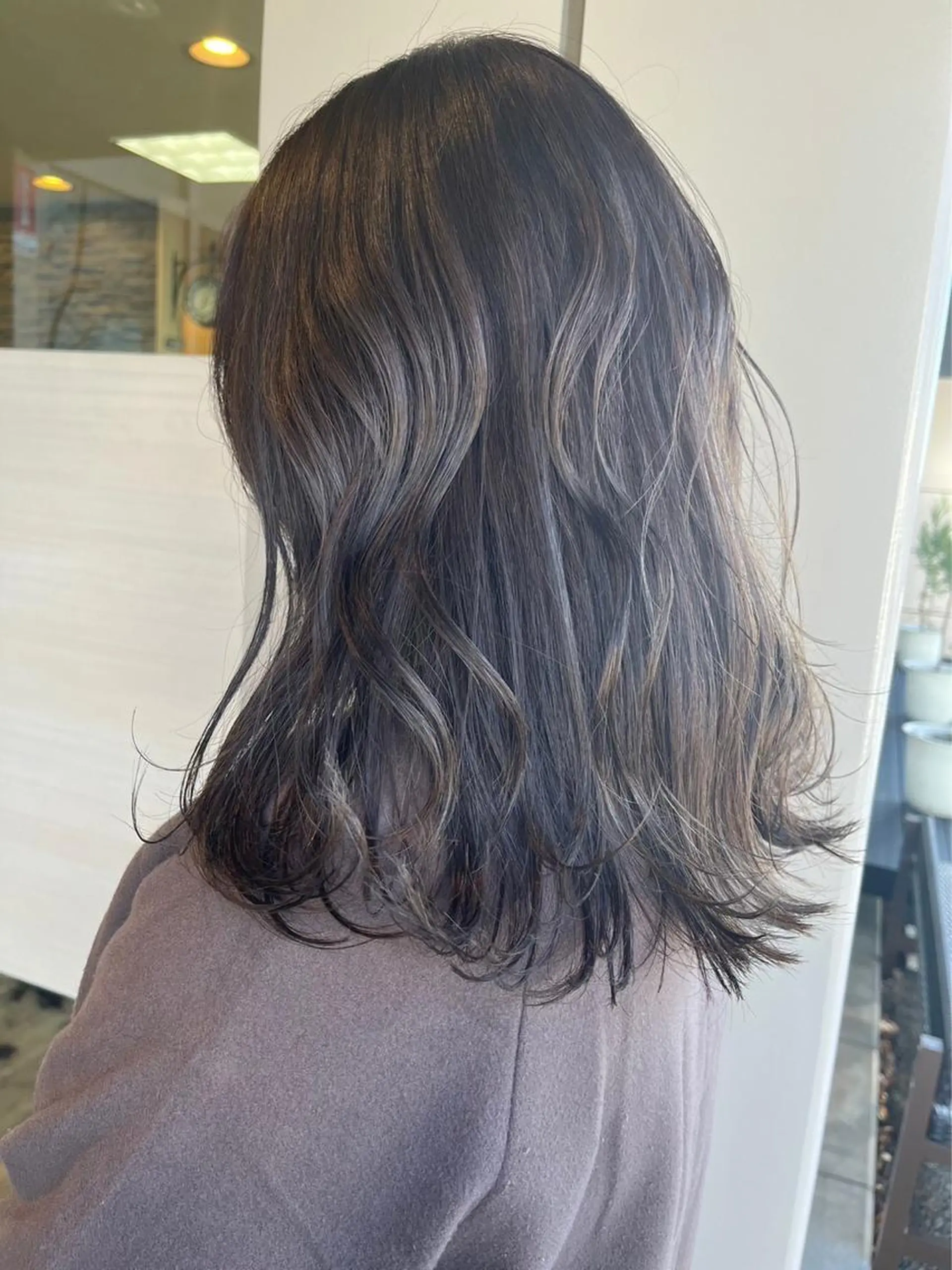 セミロング Fika所属・山浦 貴恵のヘアスタイル