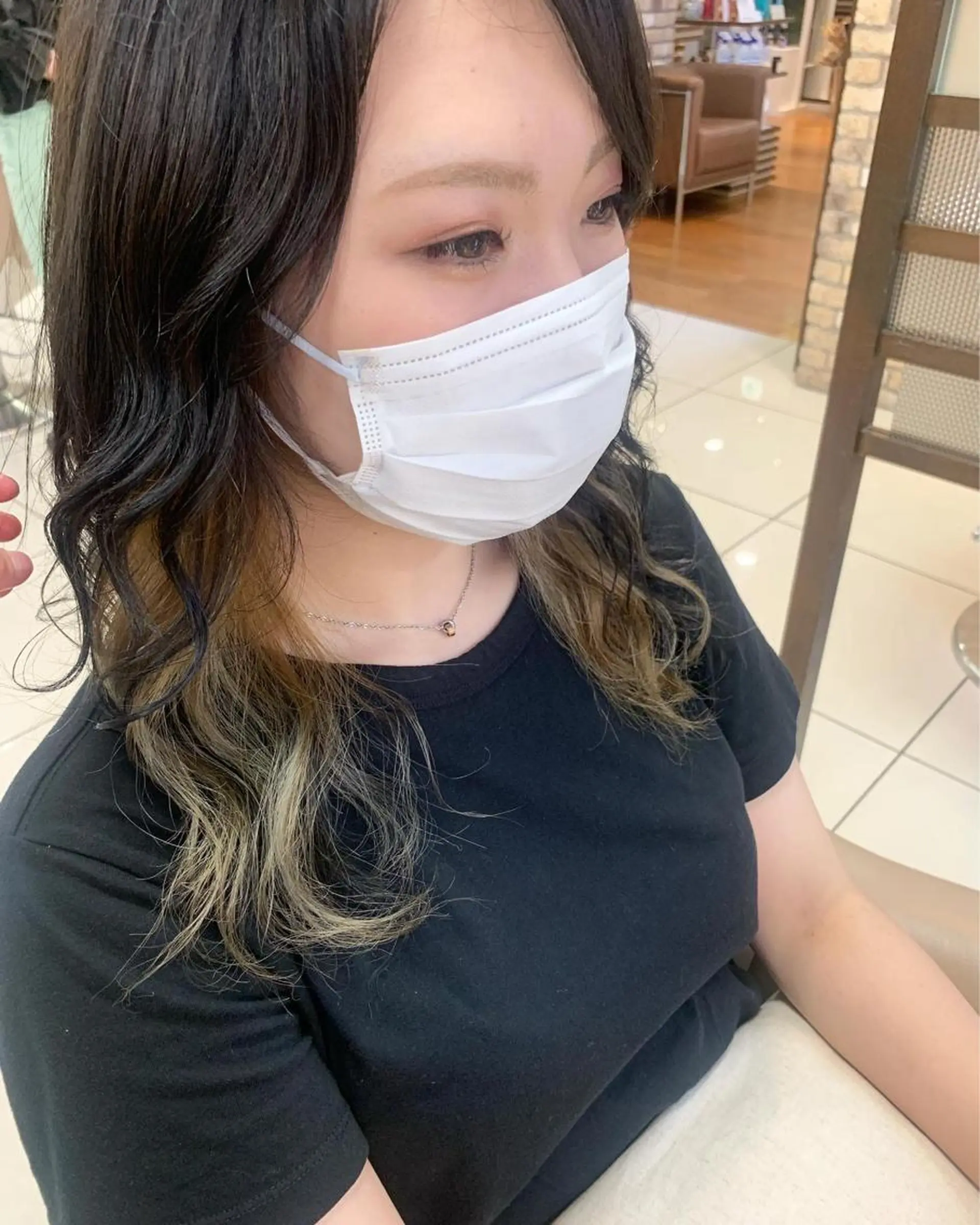 セミロング カラー ママ美容師まつげ 🤍まき🤍のマツエク・マツパデザイン