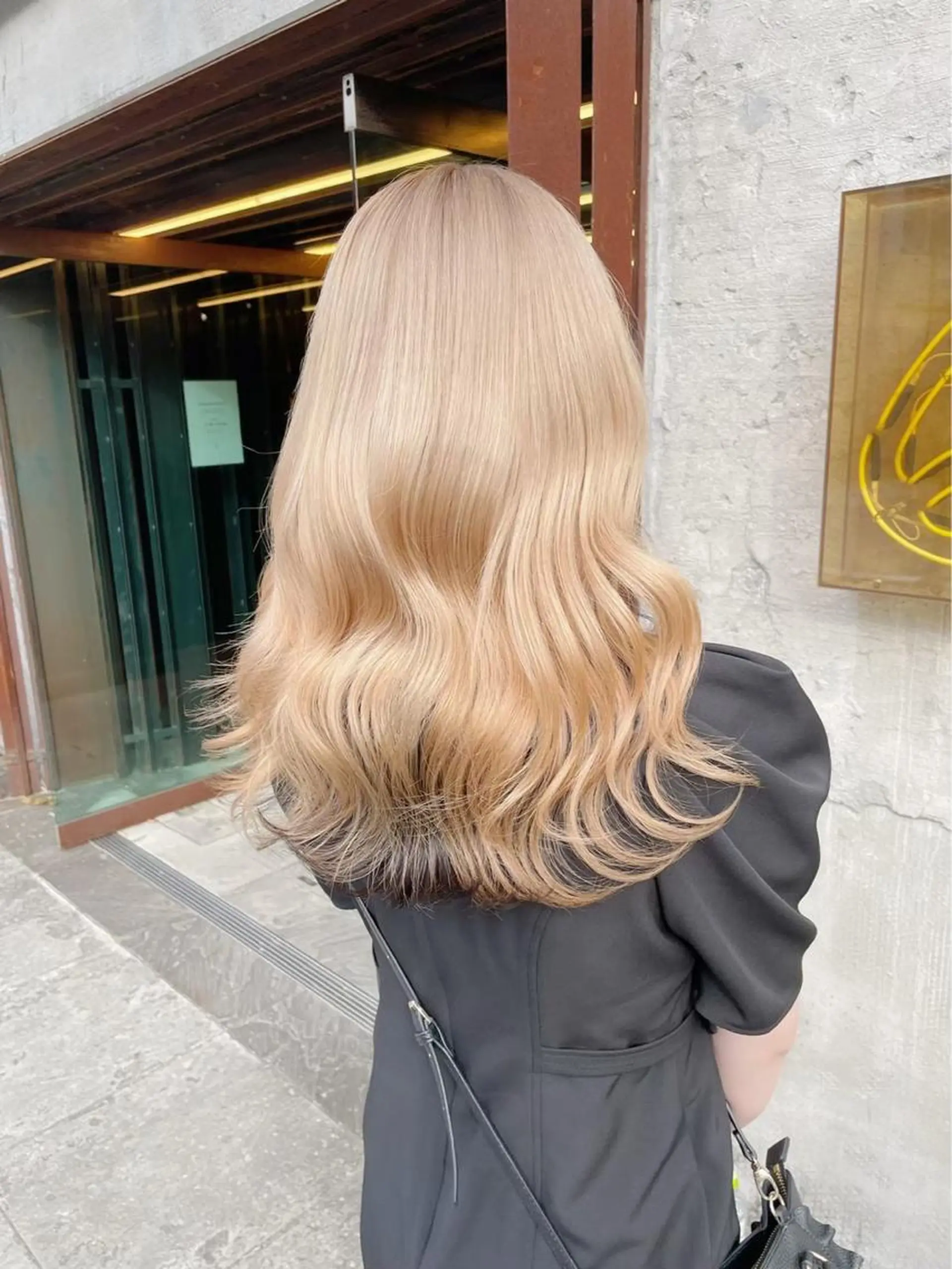 ロング カラー ヘアアレンジ Bob＆ハイトーン 専門家CHIHIROのヘアスタイル