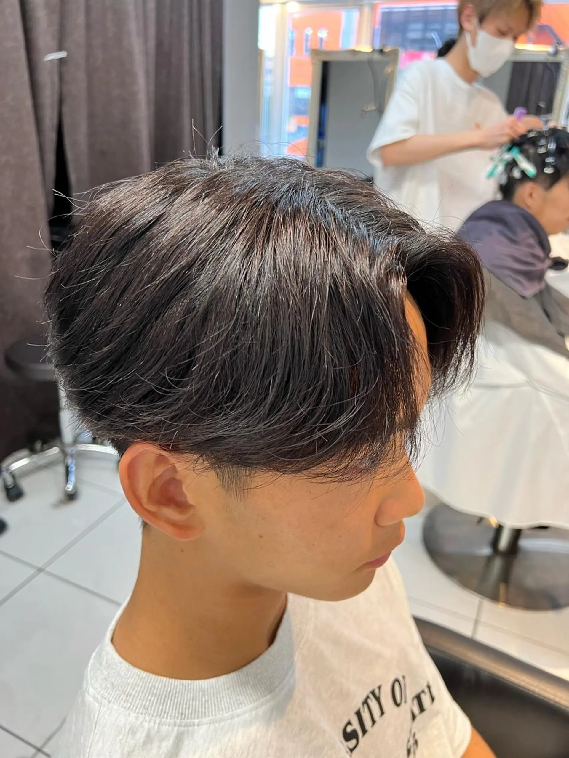 メンズ センターパート フェードカット カルマパーマ マッシュ メンズパーマ パーマ特化美容師 茂木広幸のヘアスタイル