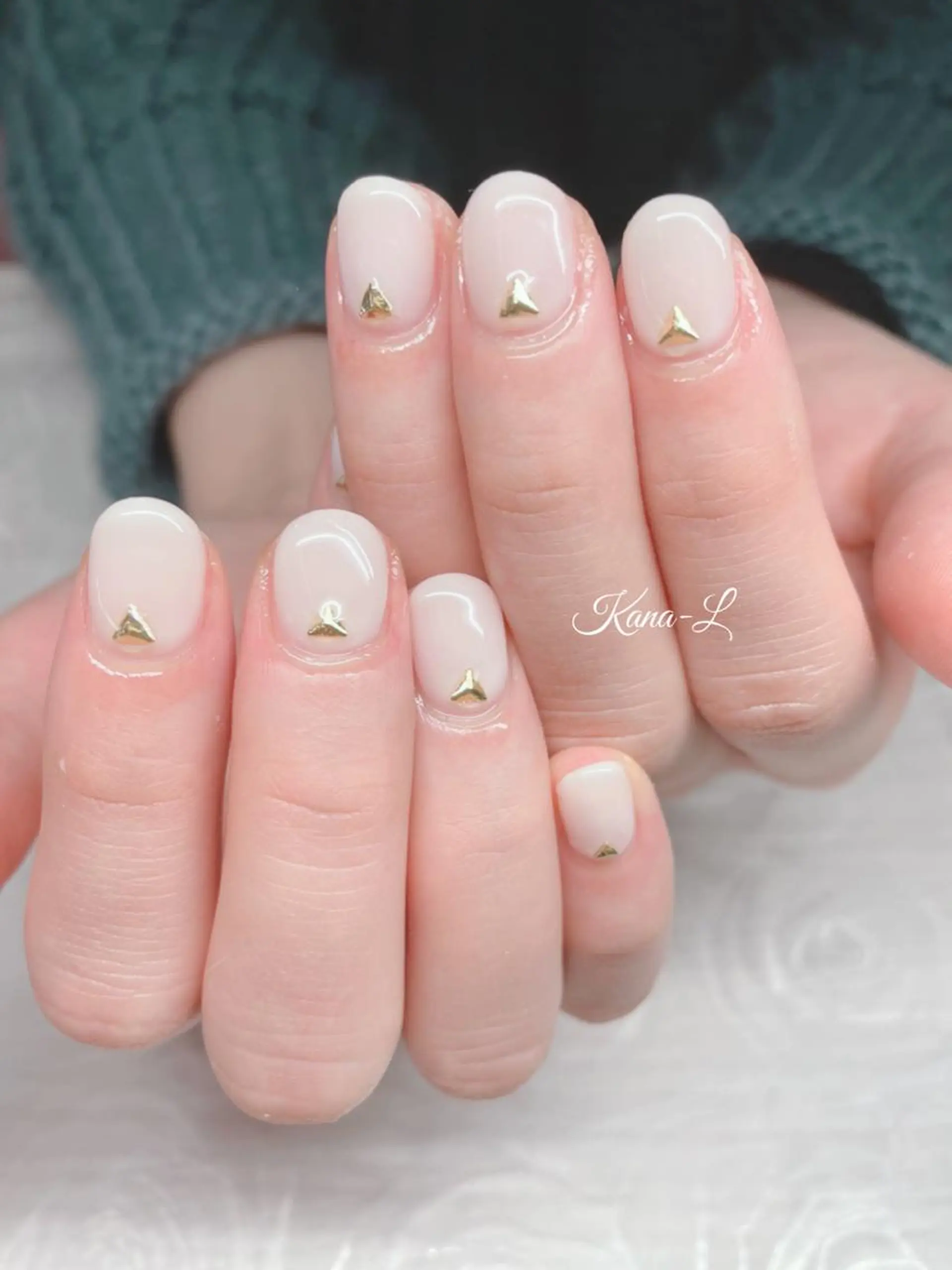 カラー ネイル ワンカラーネイル 芦辺 香奈のネイルデザイン