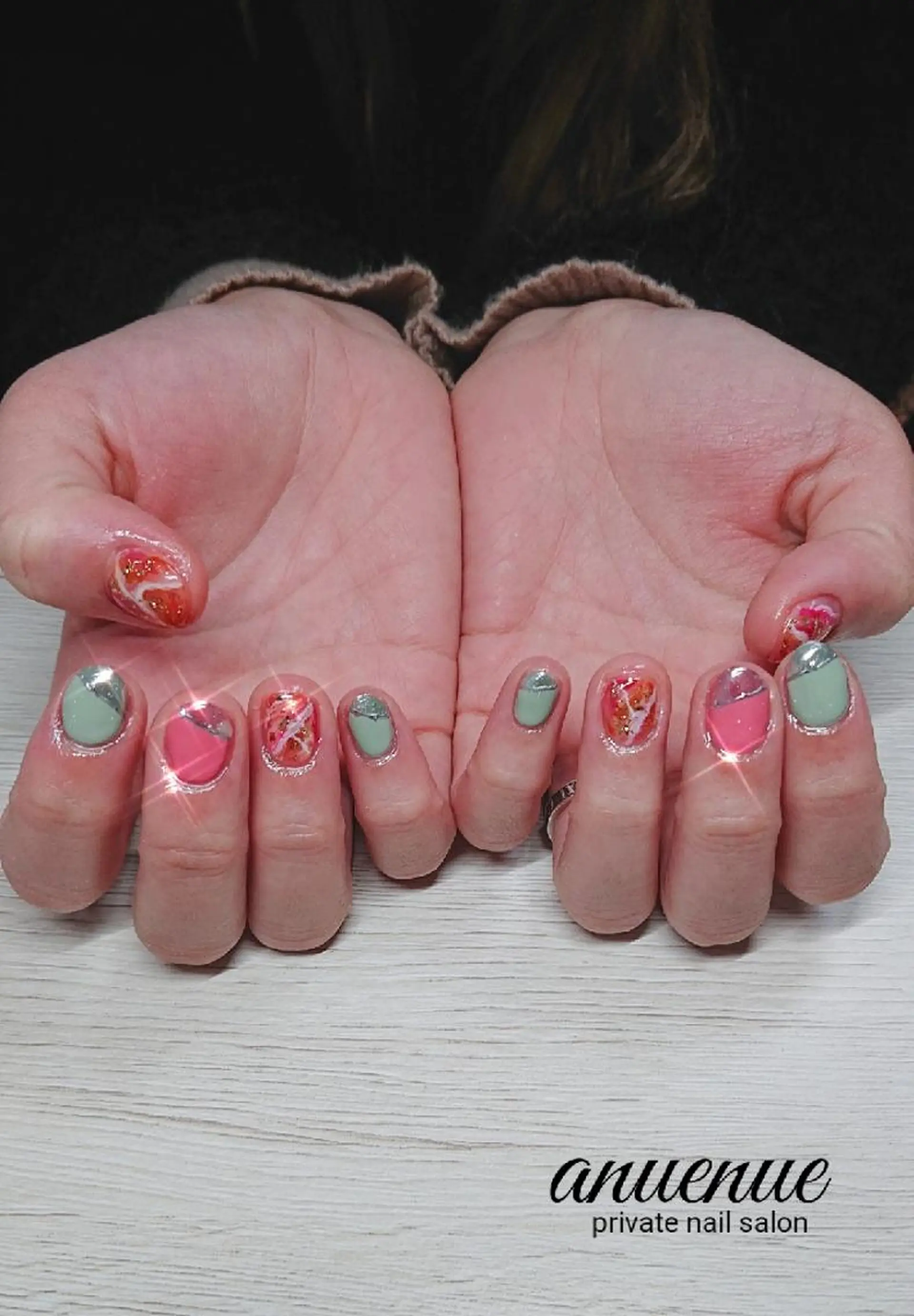 ネイル ハンドネイル ハンドケア anuenu eのネイルデザイン