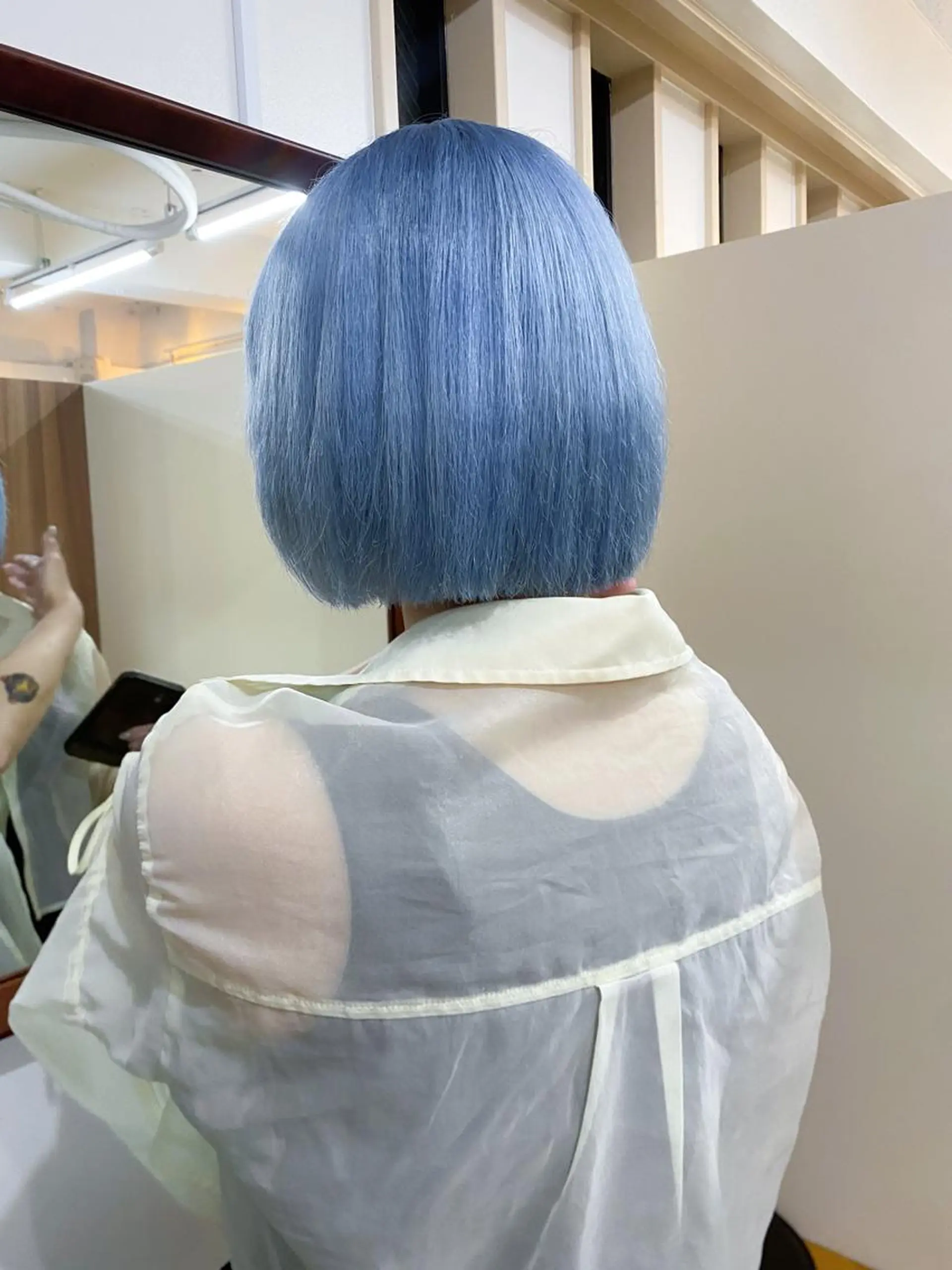ショート カラー ハイトーンカラー ⭐️NAZUNAのヘアスタイル
