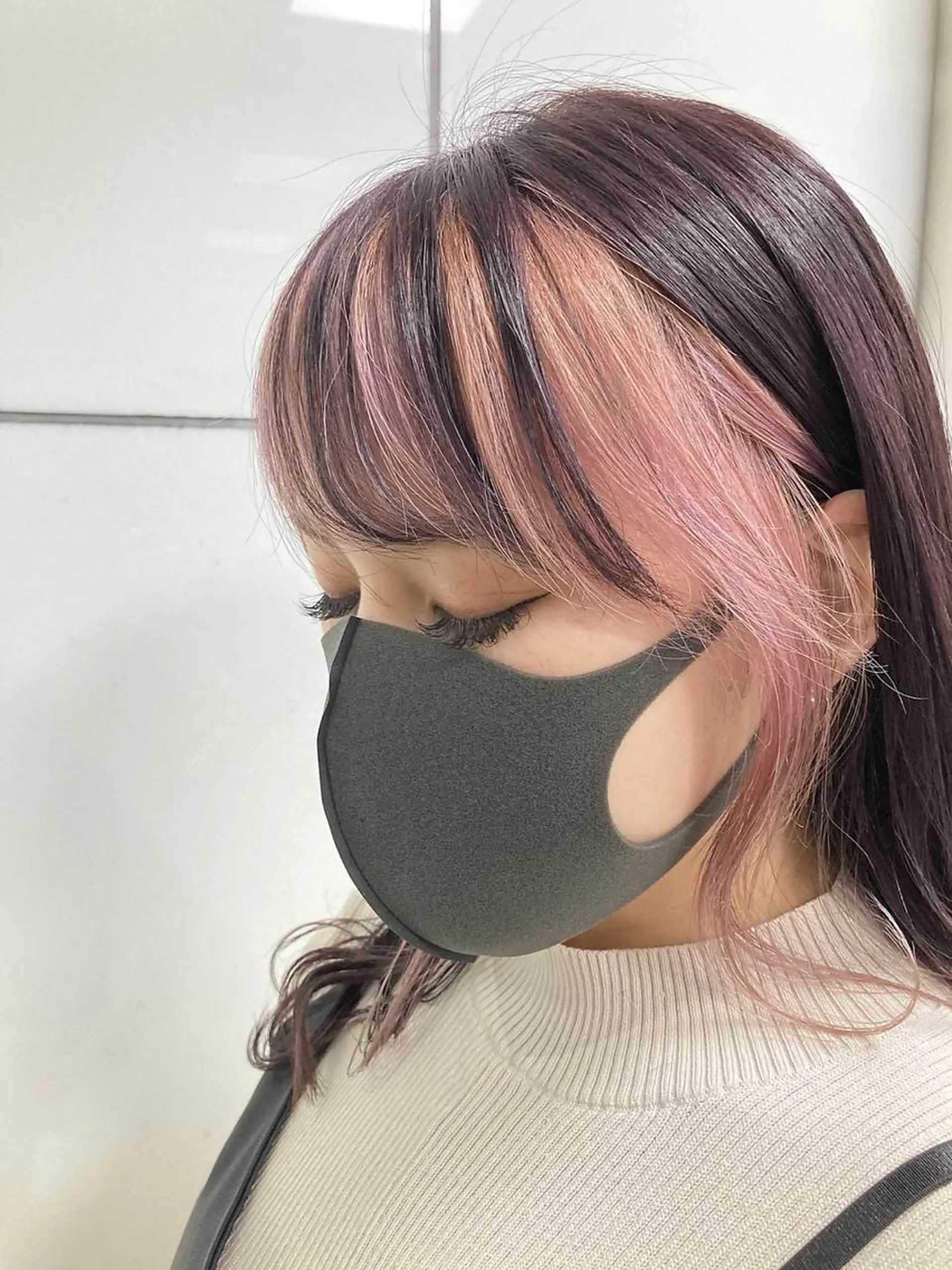 セミロング カラー ヘアアレンジ ミストバング ブリーチ ケアブリーチ 透明感カラー デザインカラー カット ヘアカラー トリートメント maoブリーチ無し 似合わせカラーのヘアスタイル