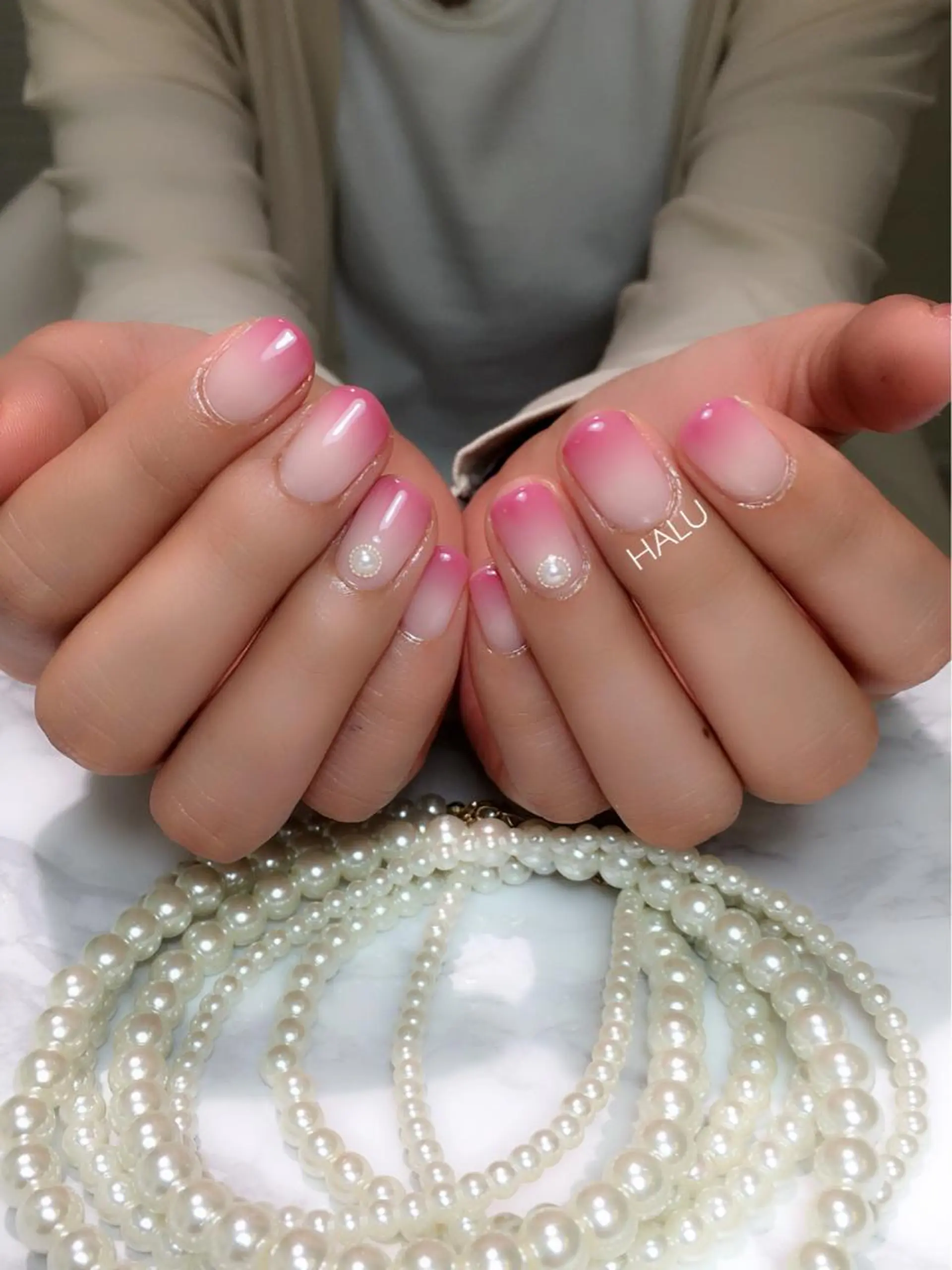 ネイル グラデーション HALU ハルのネイルデザイン