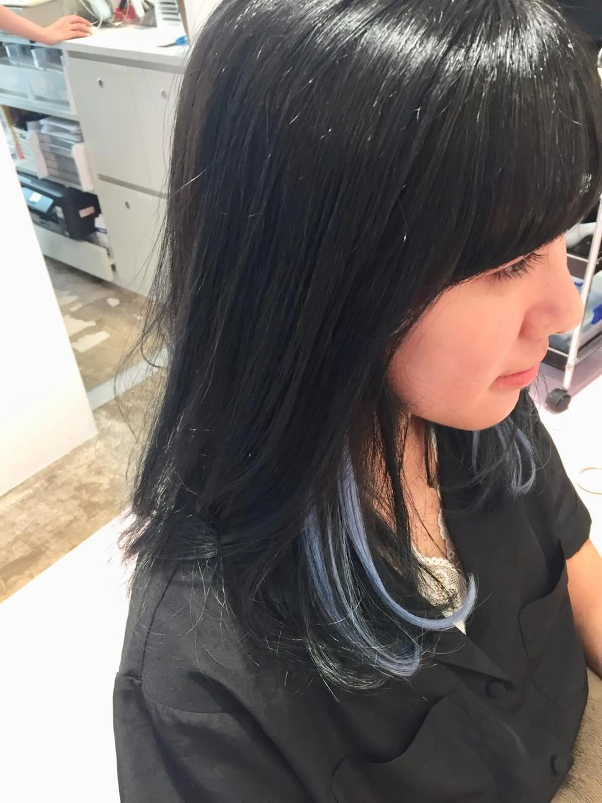 ミディアム シールエクステ エクステ カット ヘアカラー トリートメント 所渉/韓国レイヤー /ウルフカットのヘアスタイル