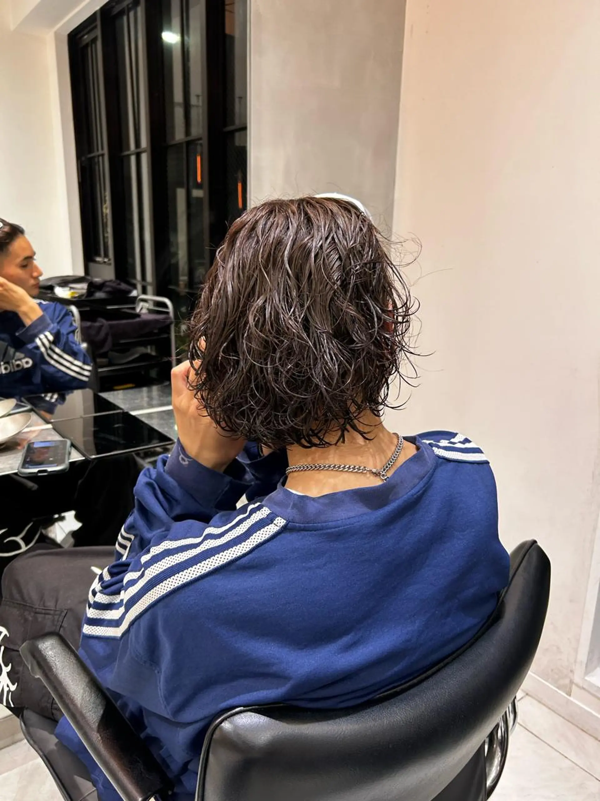 カラー パーマ メンズ 暗髪🐈‍⬛艶髪☔︎ 愛弥のヘアスタイル