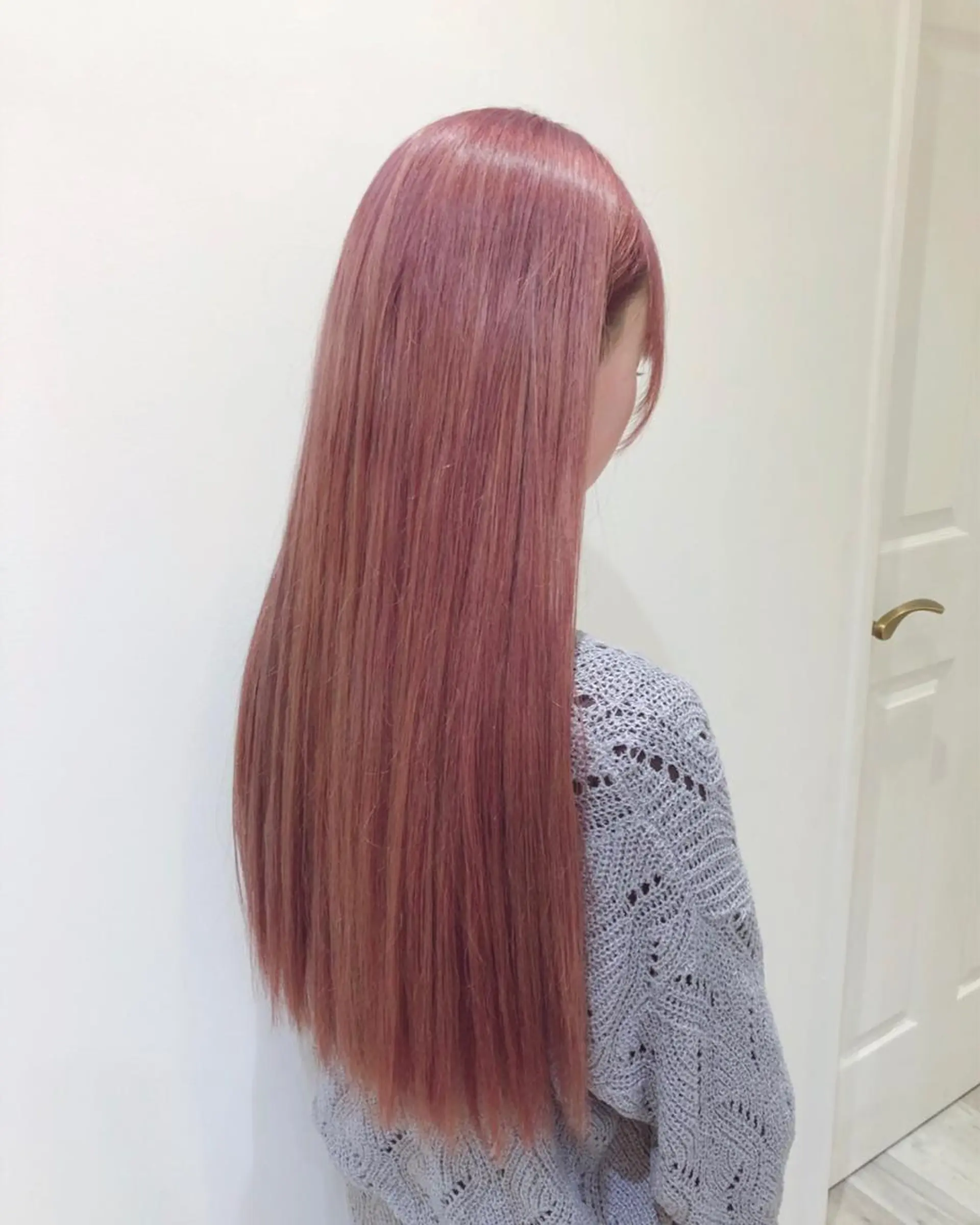 ロング カラー ブリーチ HAUS 片山みほのヘアスタイル