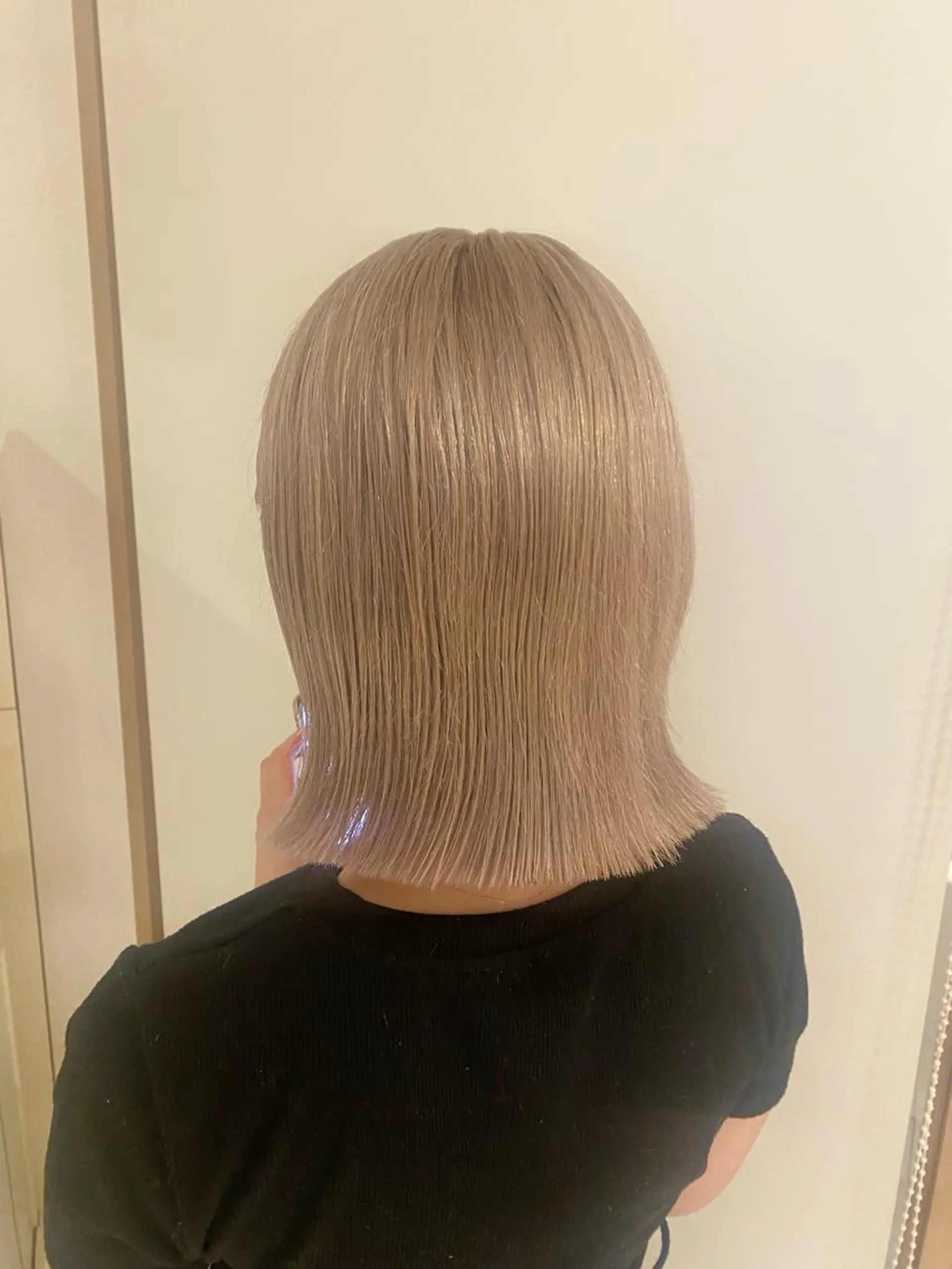 カラー ベージュカラー ブロンド ブロンドベージュ ハイトーンカラー organicatelier所属・似合わせ🧚‍♀️ karin🇬🇧のヘアスタイル