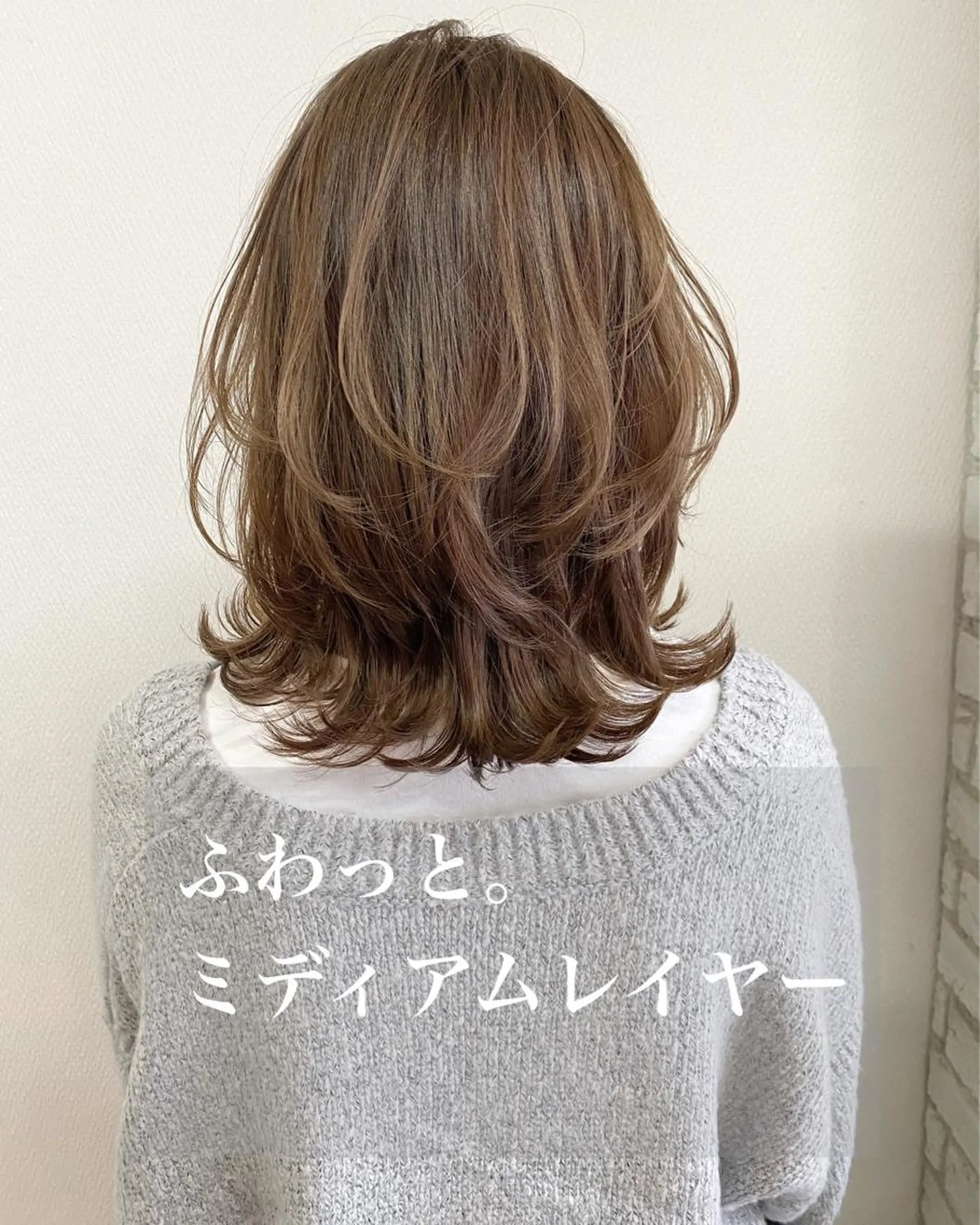 ミディアム 山本 茉希のヘアスタイル