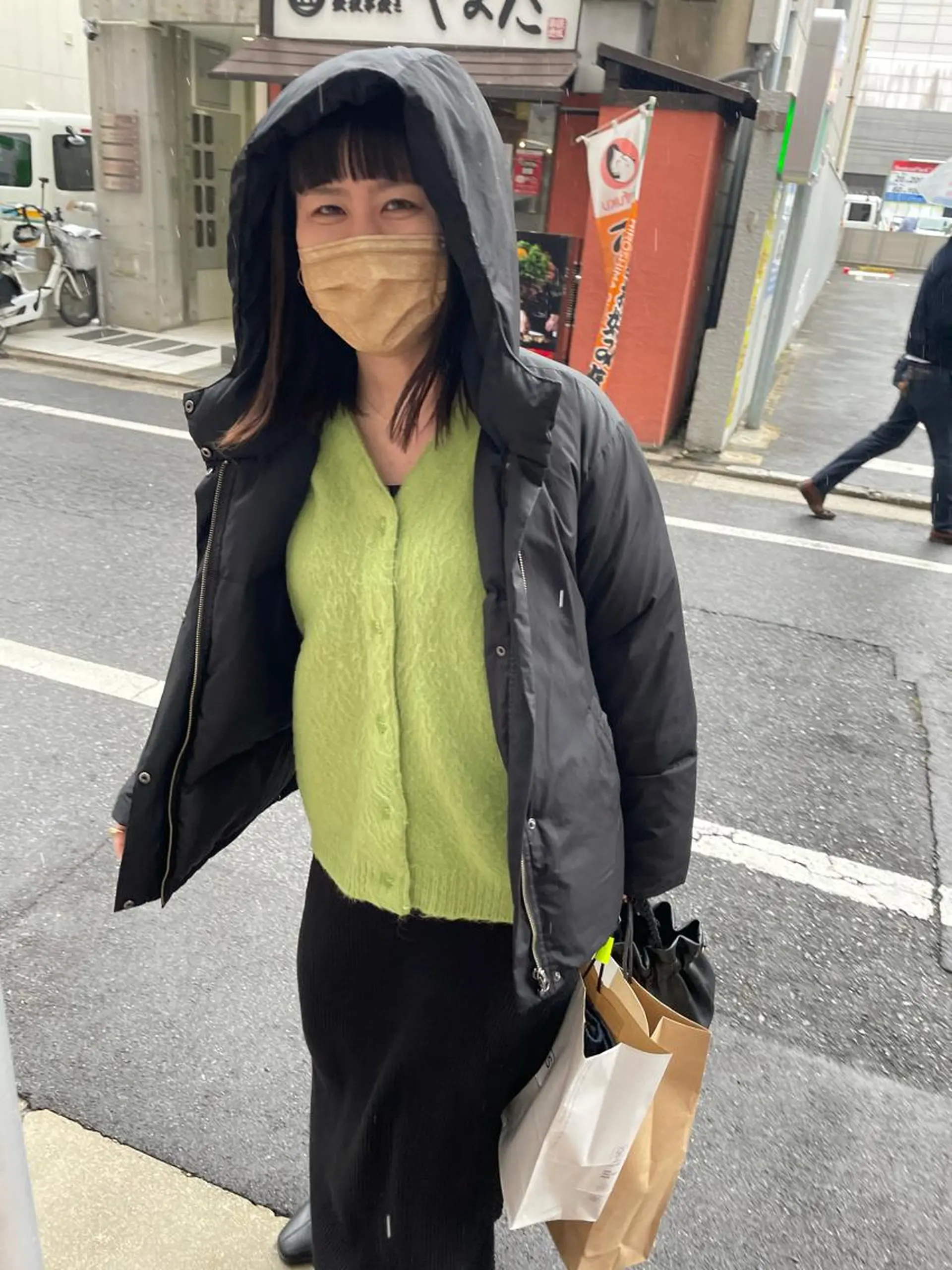 ミディアム カット さの あやねのヘアスタイル