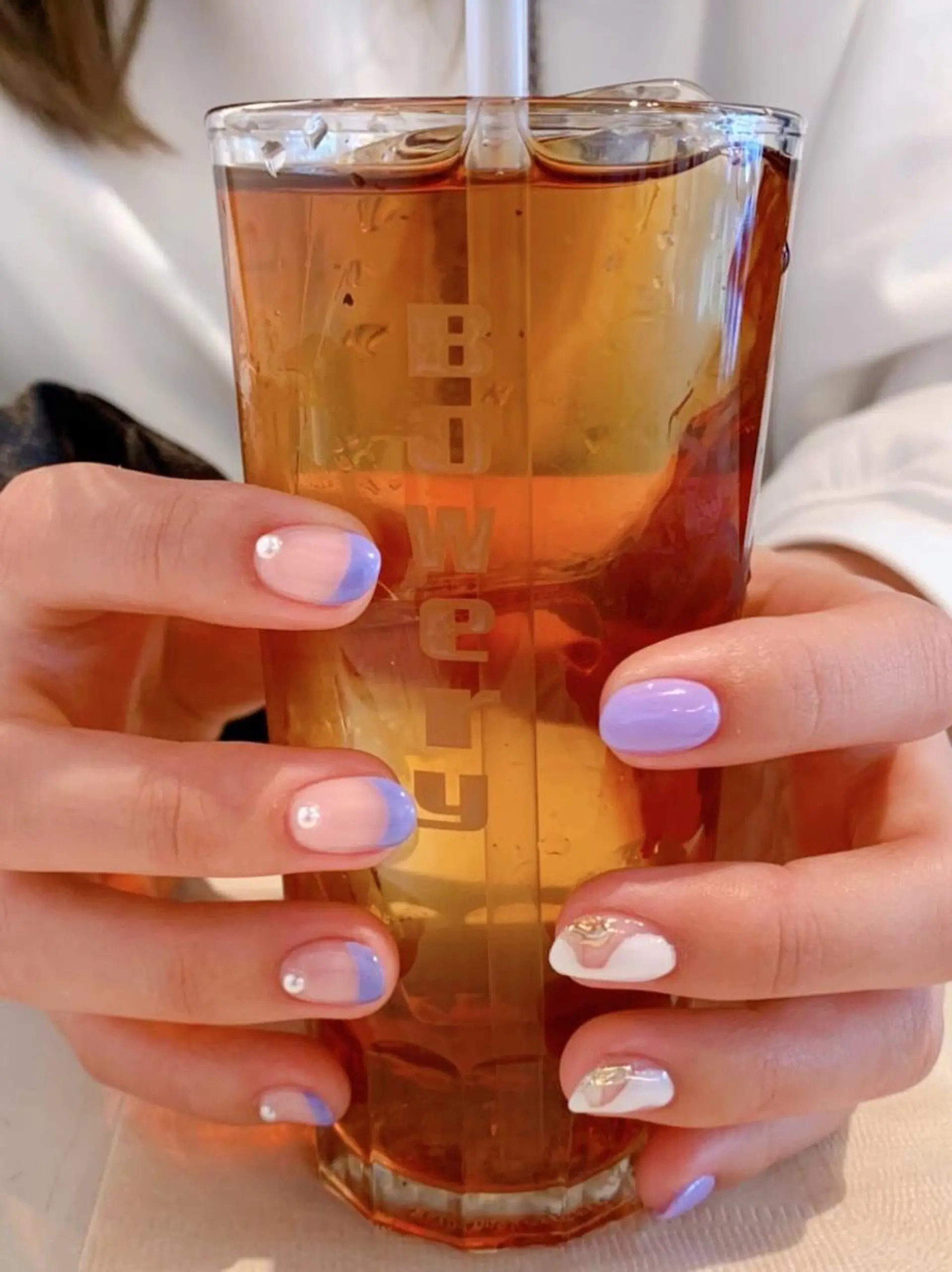 ネイル フレンチネイル emu nail所属・emunail あやかのネイルデザイン