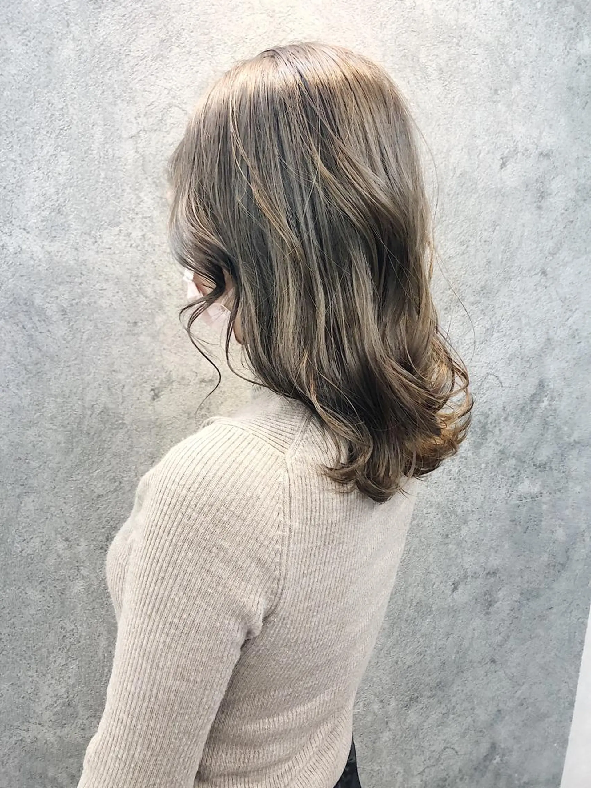 セミロング ヘアカラー トリートメント 所渉/韓国レイヤー /ウルフカットのヘアスタイル