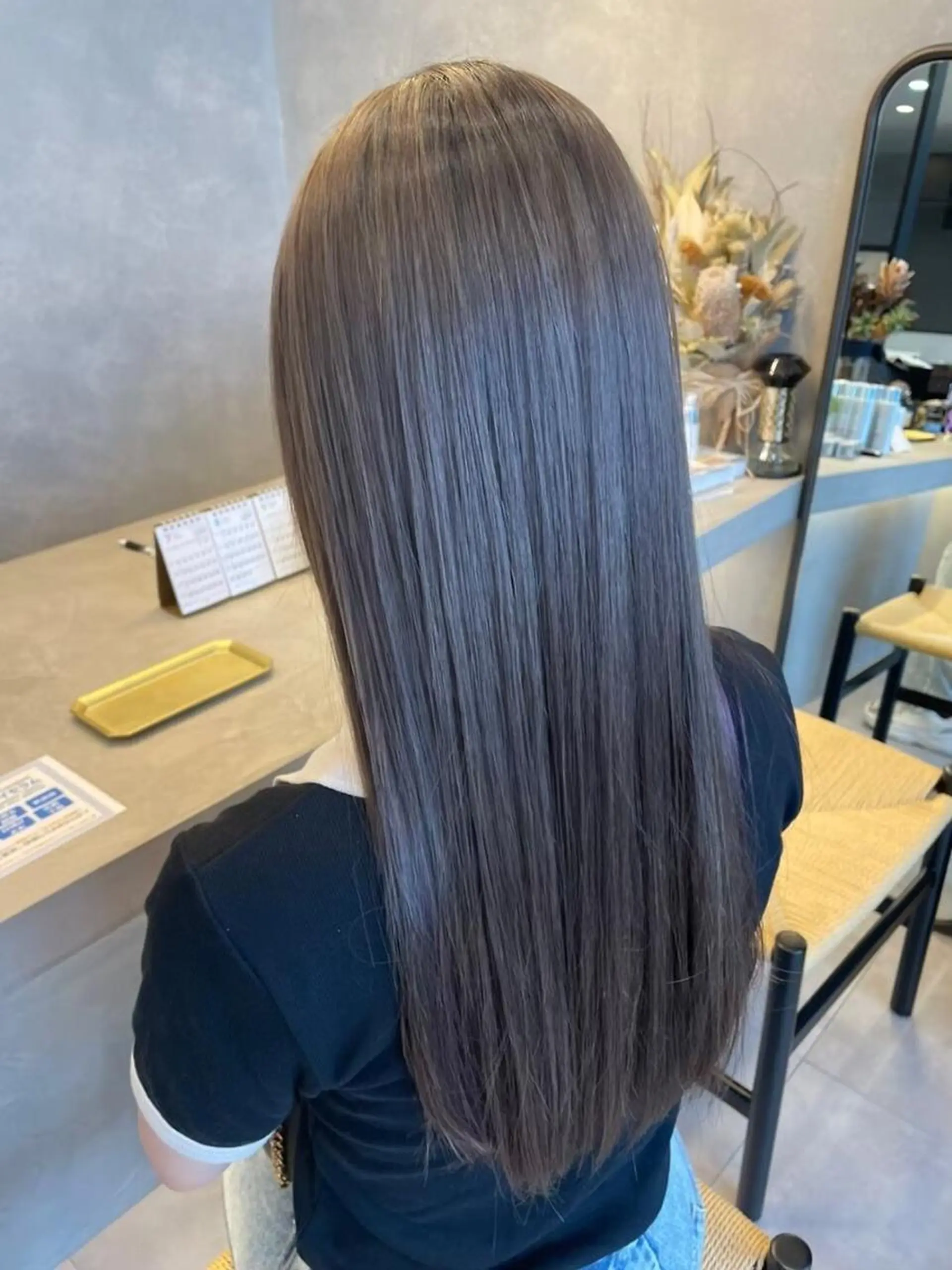 ロング カラー ヘアカラー トリートメント achieve tillのヘアスタイル