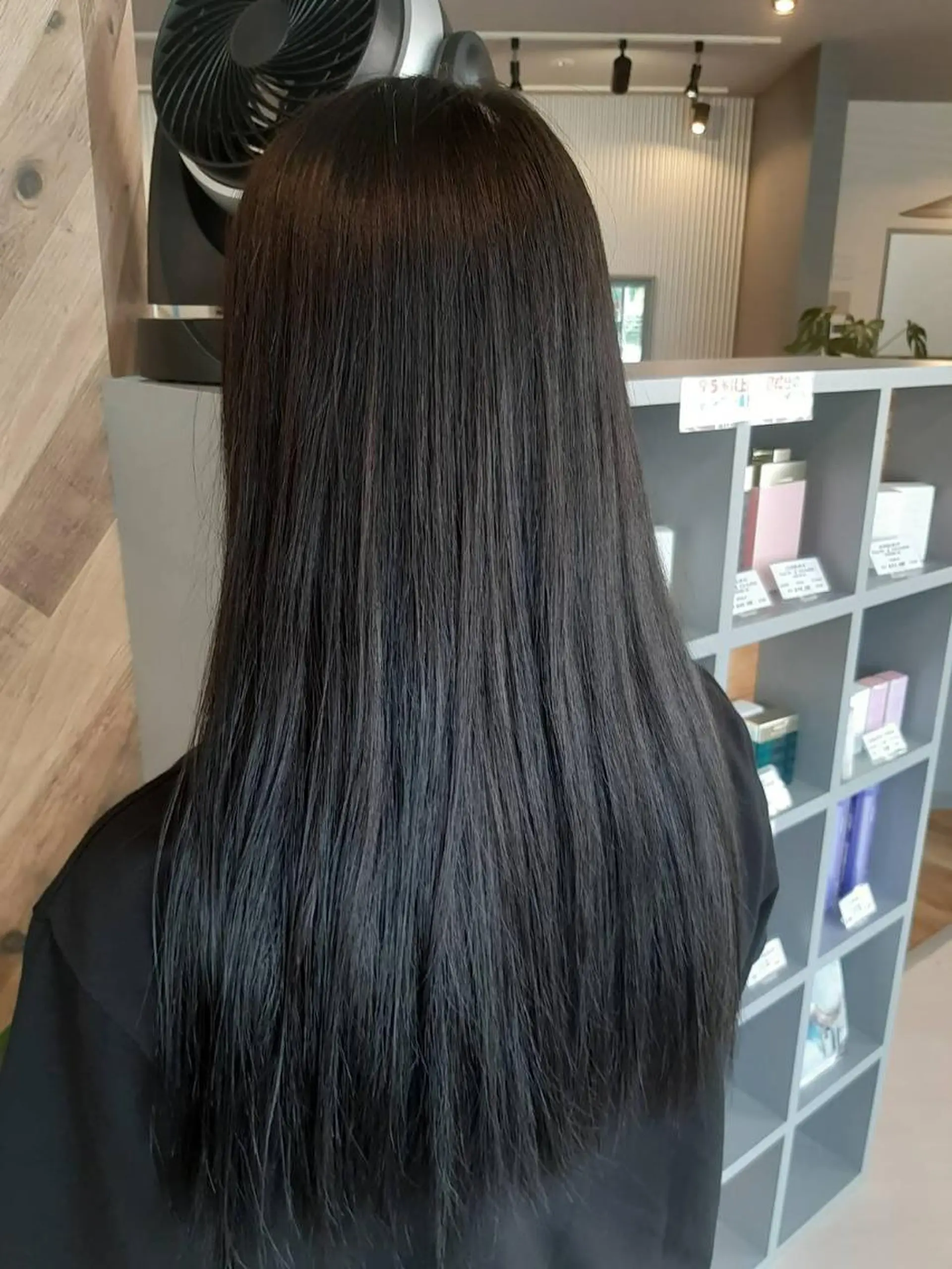 ロング カラー オーガニックカラー 髪質改善 トリートメント 髪質改善カラーズ カフェプラスのヘアスタイル