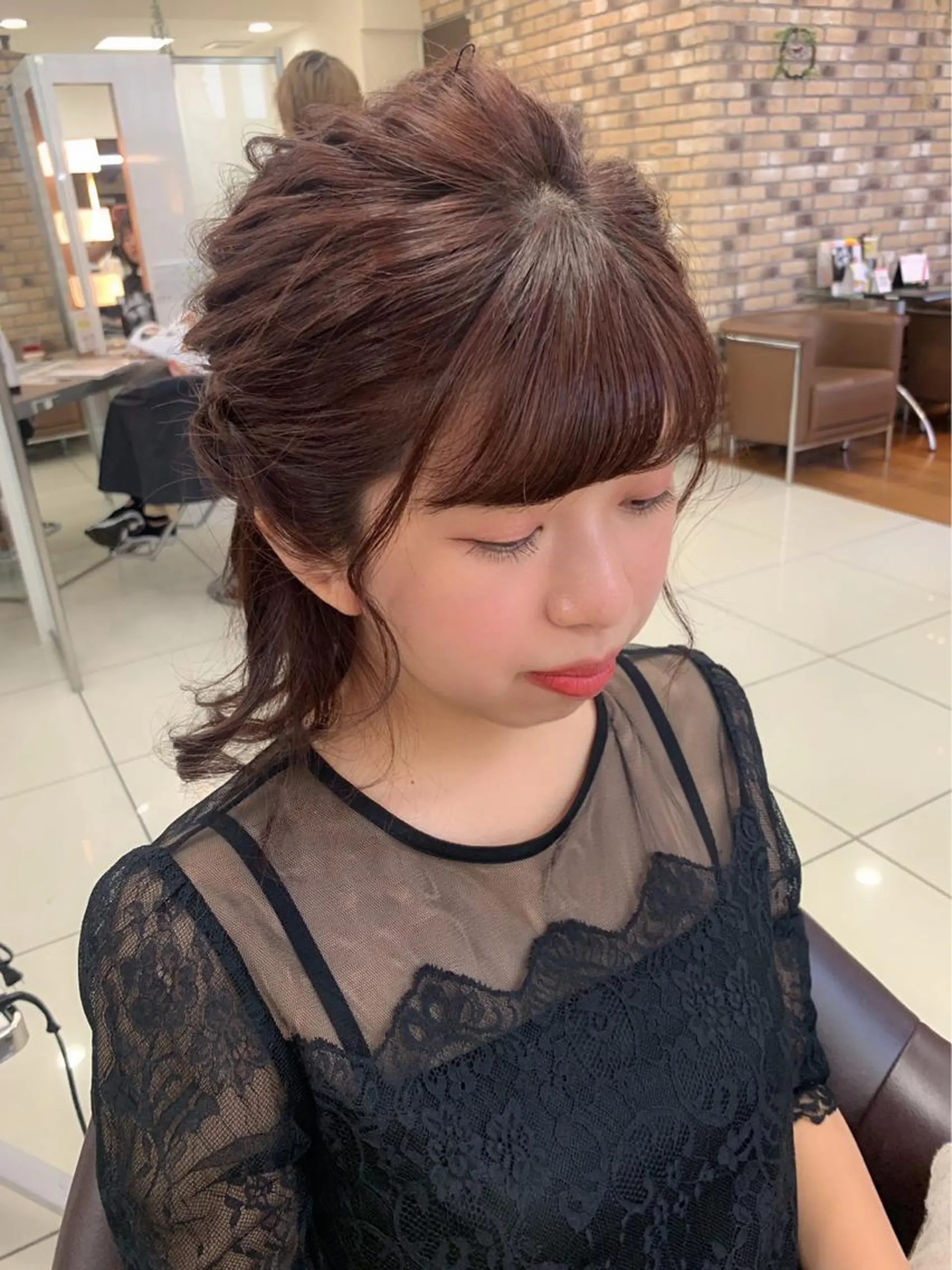 セミロング ヘアアレンジ ママ美容師まつげ 🤍まき🤍のマツエク・マツパデザイン