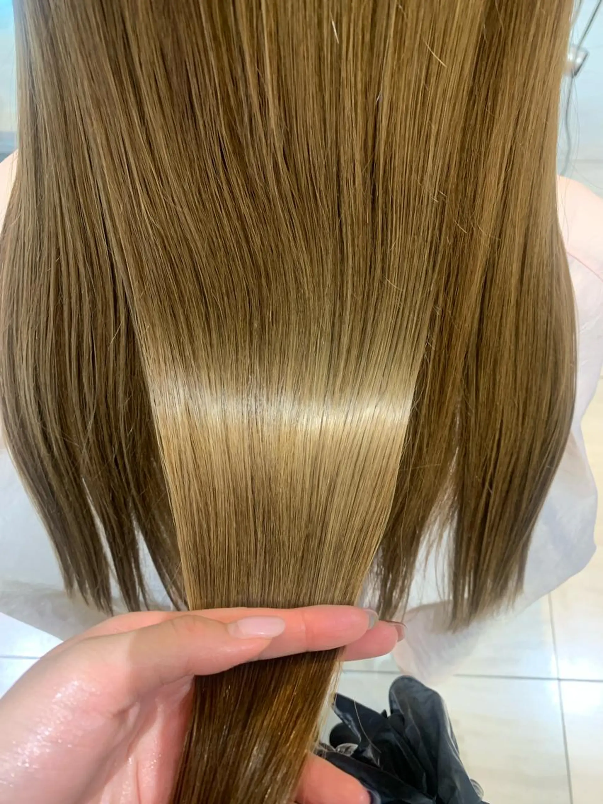 ロング 透けるbrown カラー🎗♡yukaのヘアスタイル