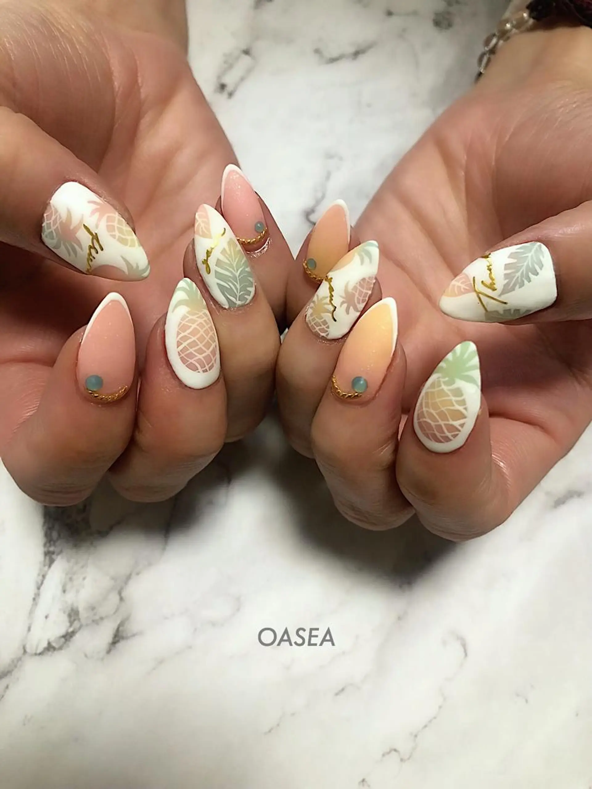 ネイル ハンドネイル 🌞💜 KAORI 🌴のネイルデザイン