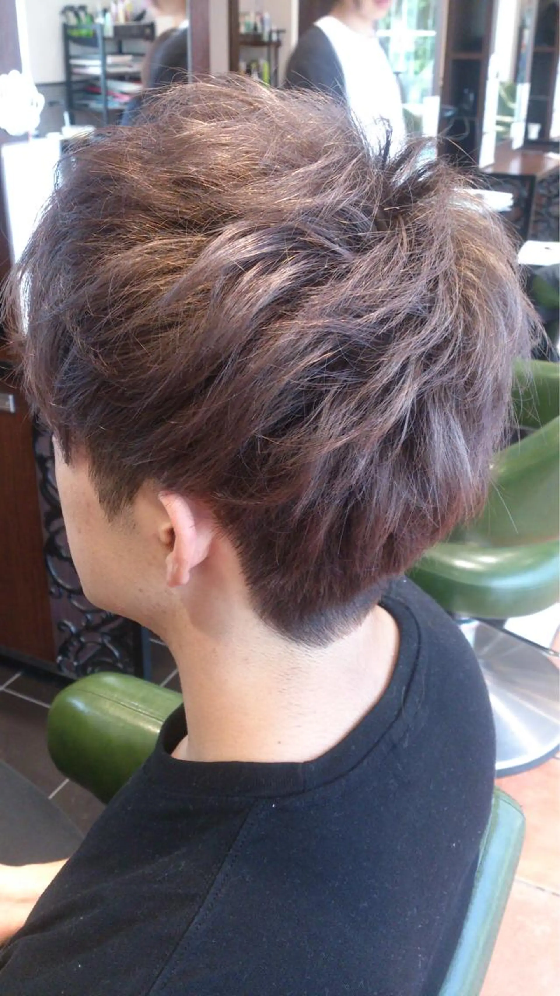 メンズ メンズブリーチ マッシュ 加瀬 真弓のヘアスタイル