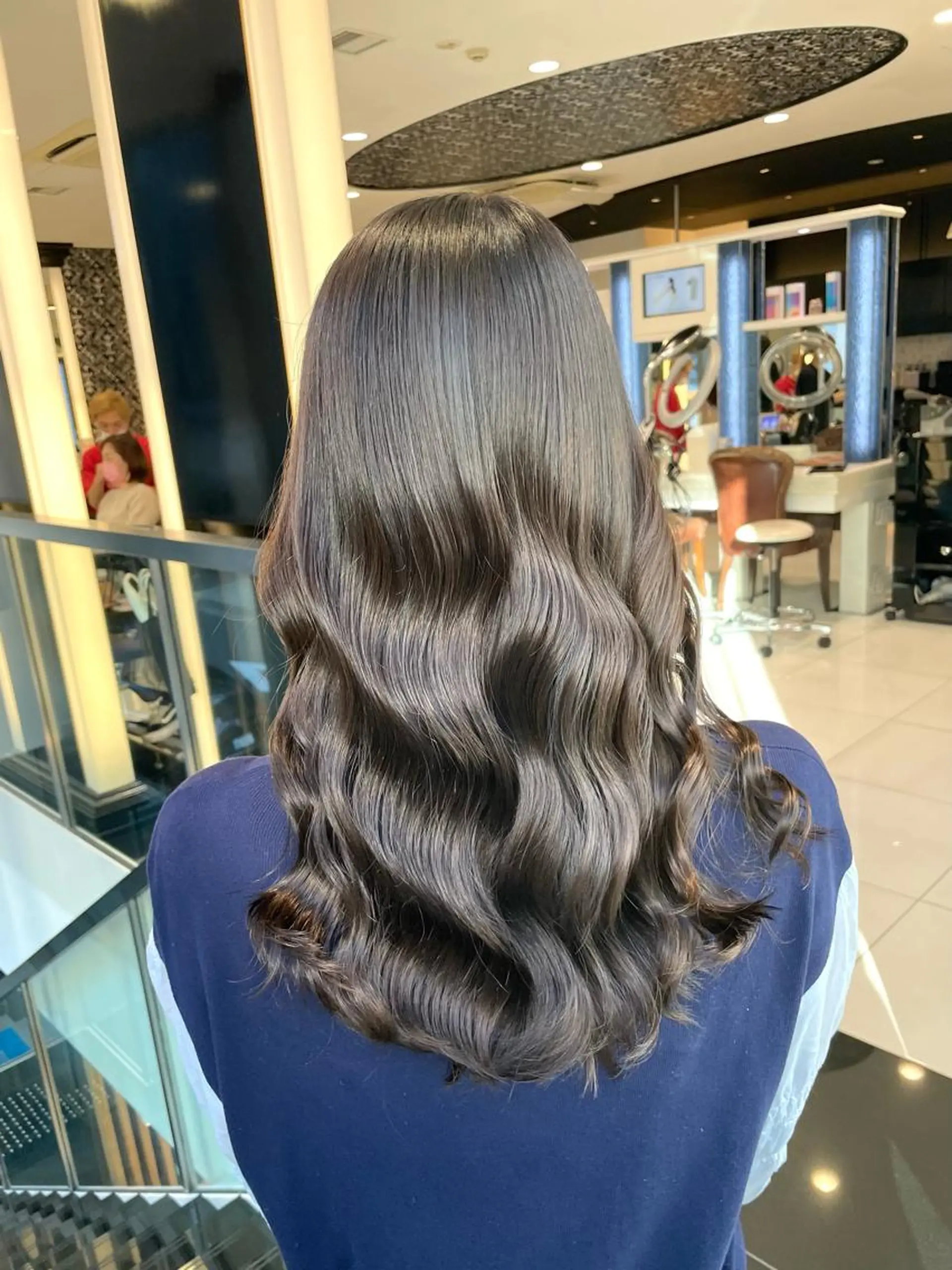 ロング カラー COALL nex the salon所属・Riria✨ レイヤーカットのヘアスタイル