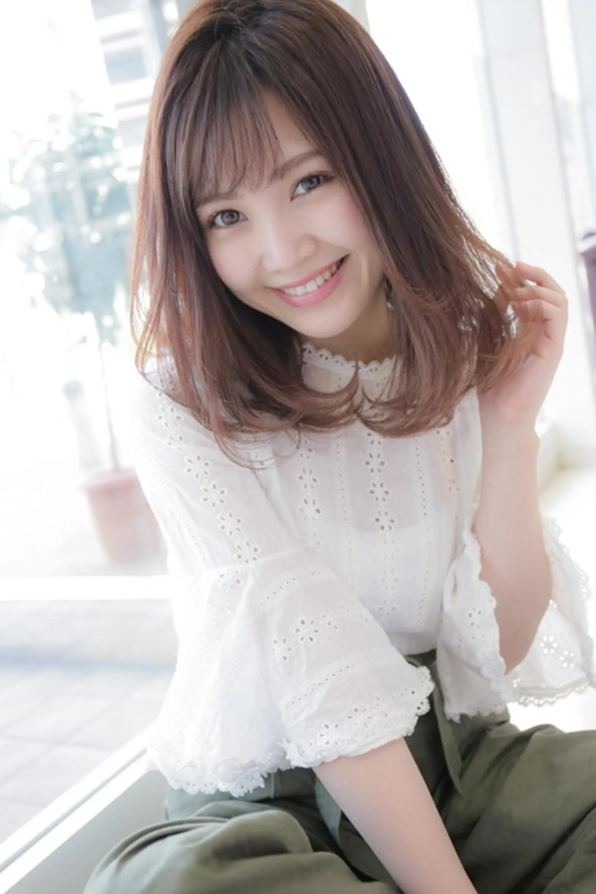 セミロング カラー パーマ イルミナカラー 髪質改善サロン Liko🌟のヘアスタイル