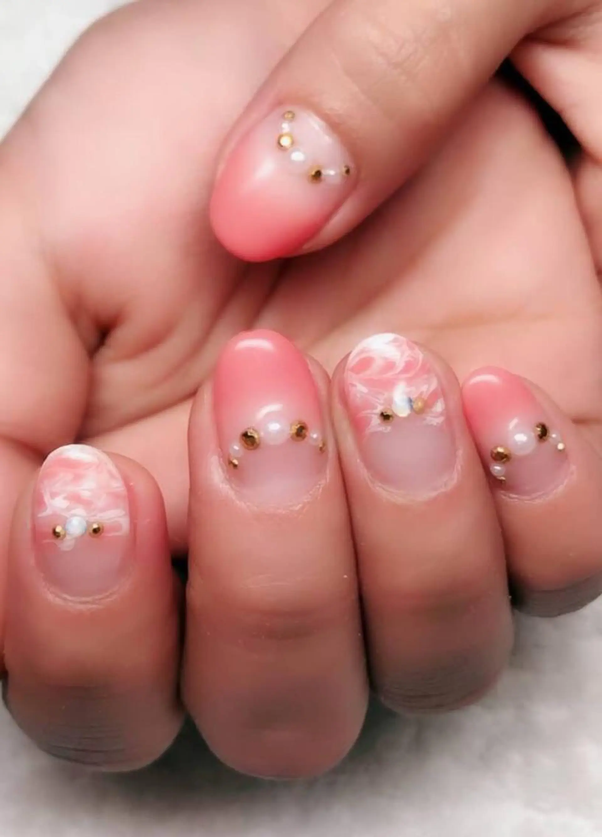 ネイル ハンドネイル ゲン レイカのネイルデザイン