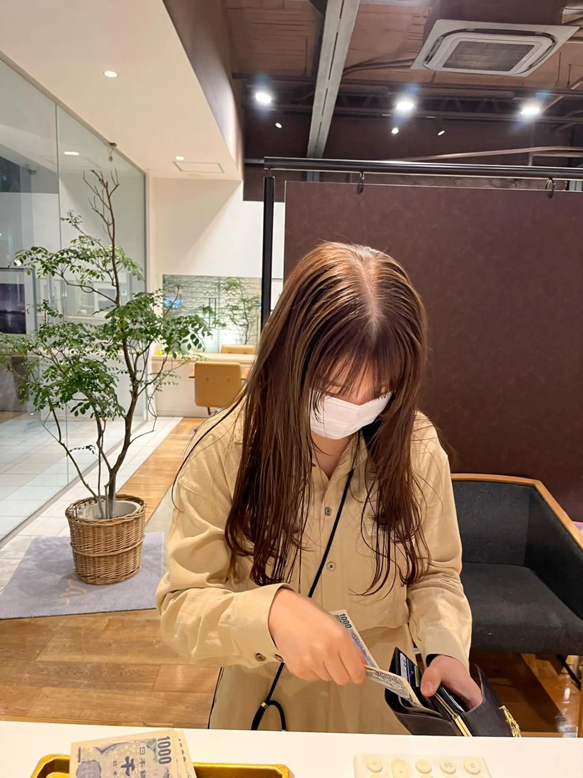 ロング ヘアカラー marino/ カラー/顔周りカットのヘアスタイル