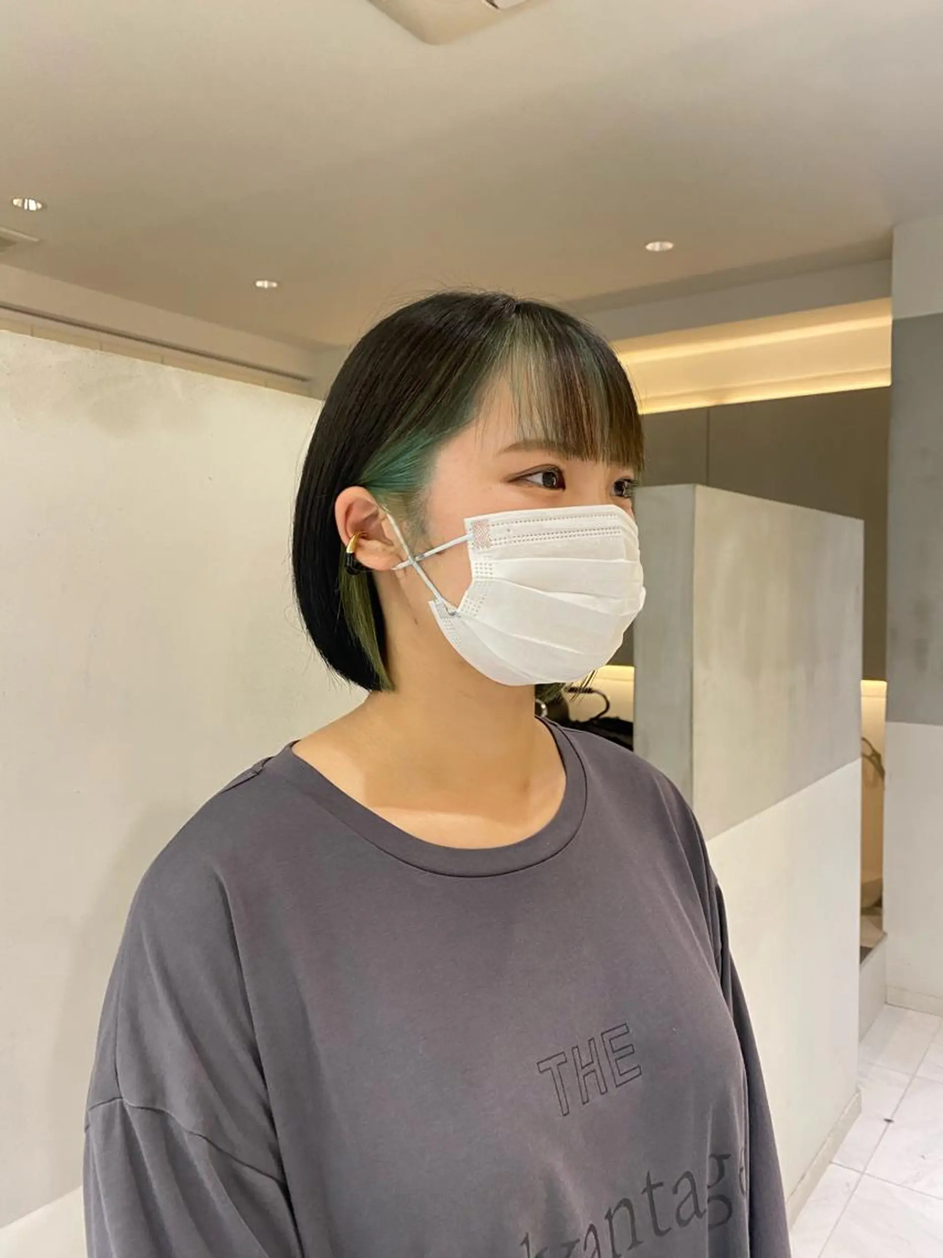 ショート カラー イヤリングカラー 艶感/ナチュラル 🌿マアヤのヘアスタイル