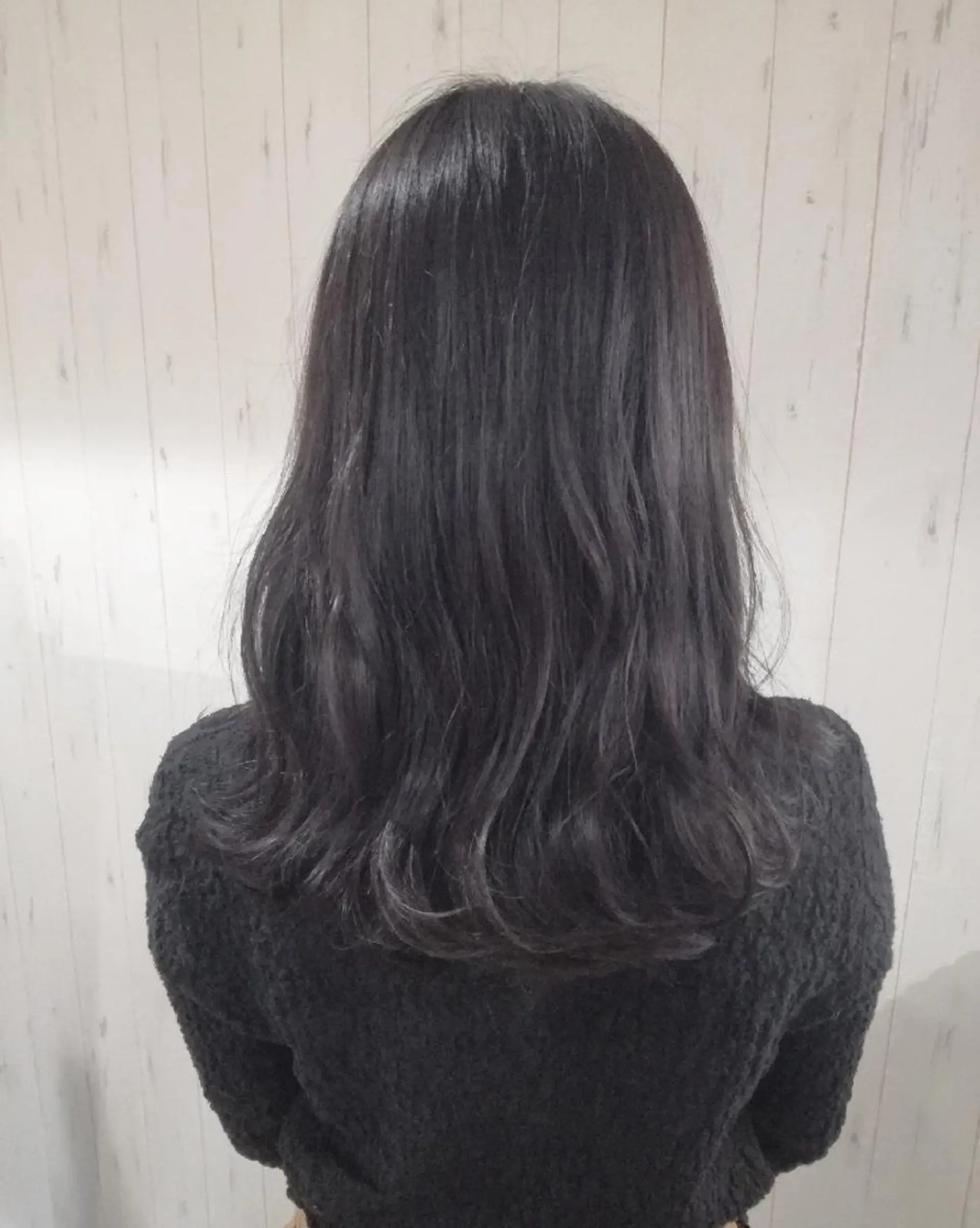 セミロング カラー ダークグレー ダークグレージュ グレージュ 西川 敏夫のヘアスタイル