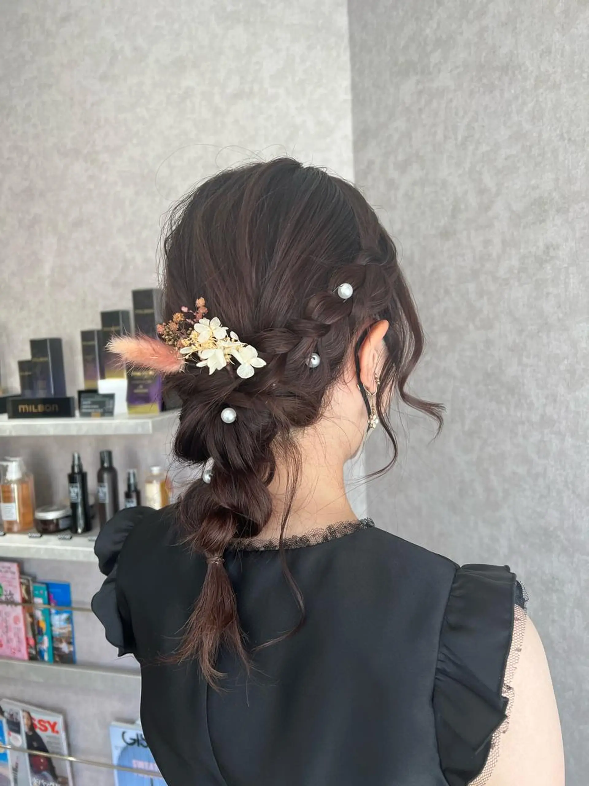 セミロング Rio/ヘアセット/ ハイトーンカラーのヘアスタイル