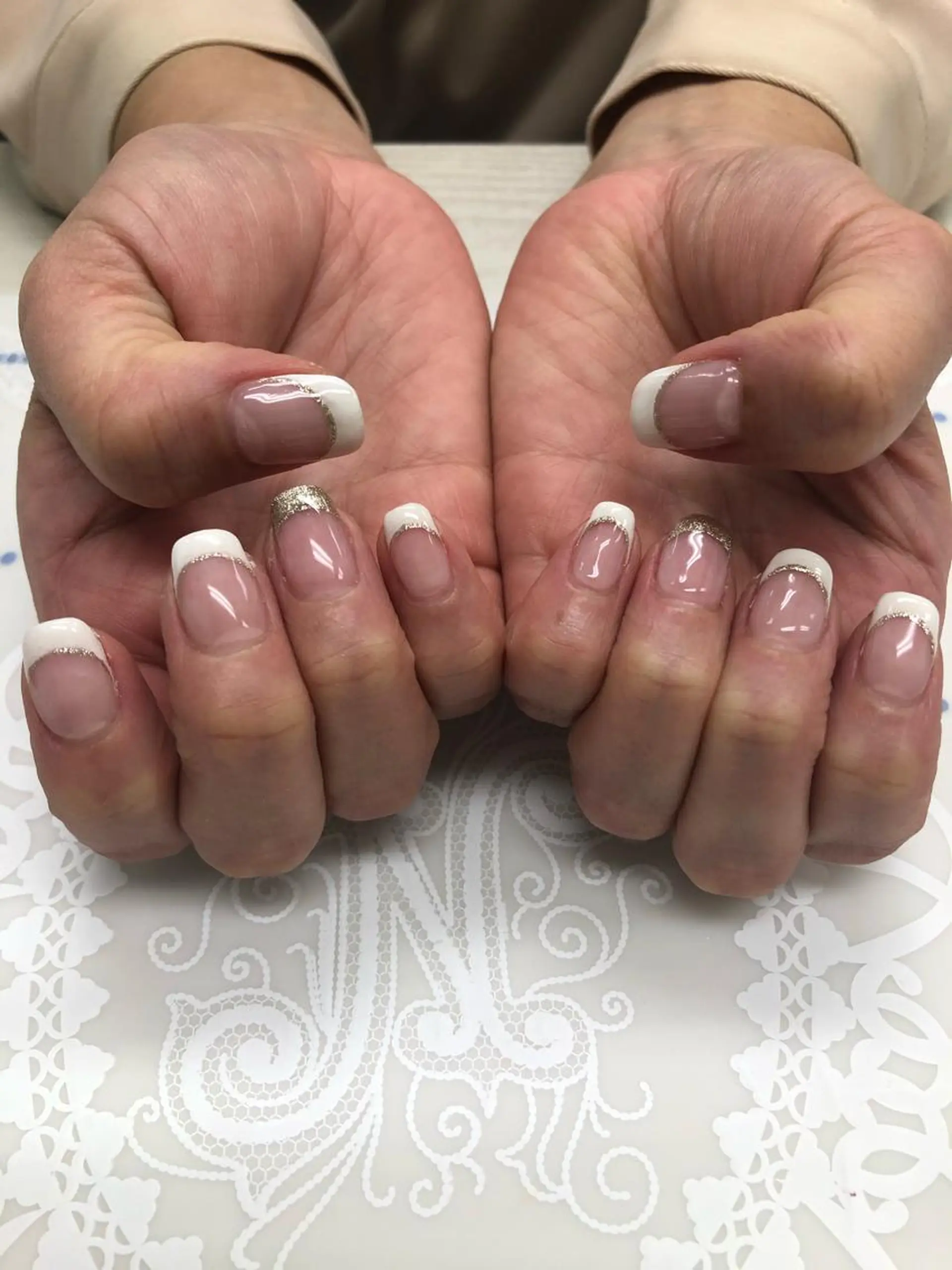 ネイル フレンチネイル ラメ(グリッター) 吉野✨ ネイルデザイナー✨のネイルデザイン